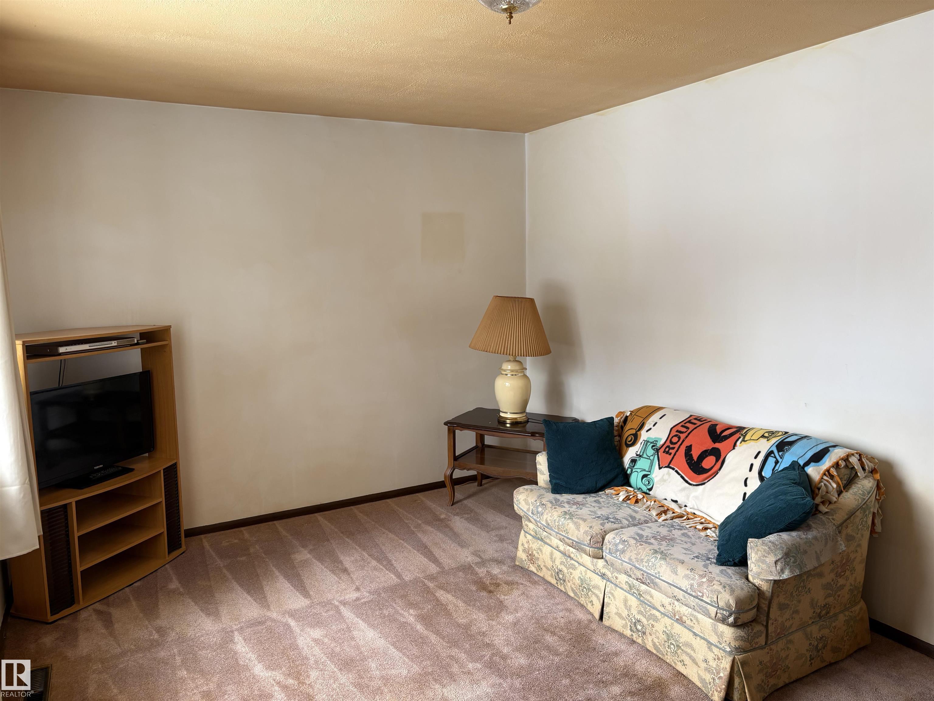 10916 151 Street NW, High Park, Edmonton