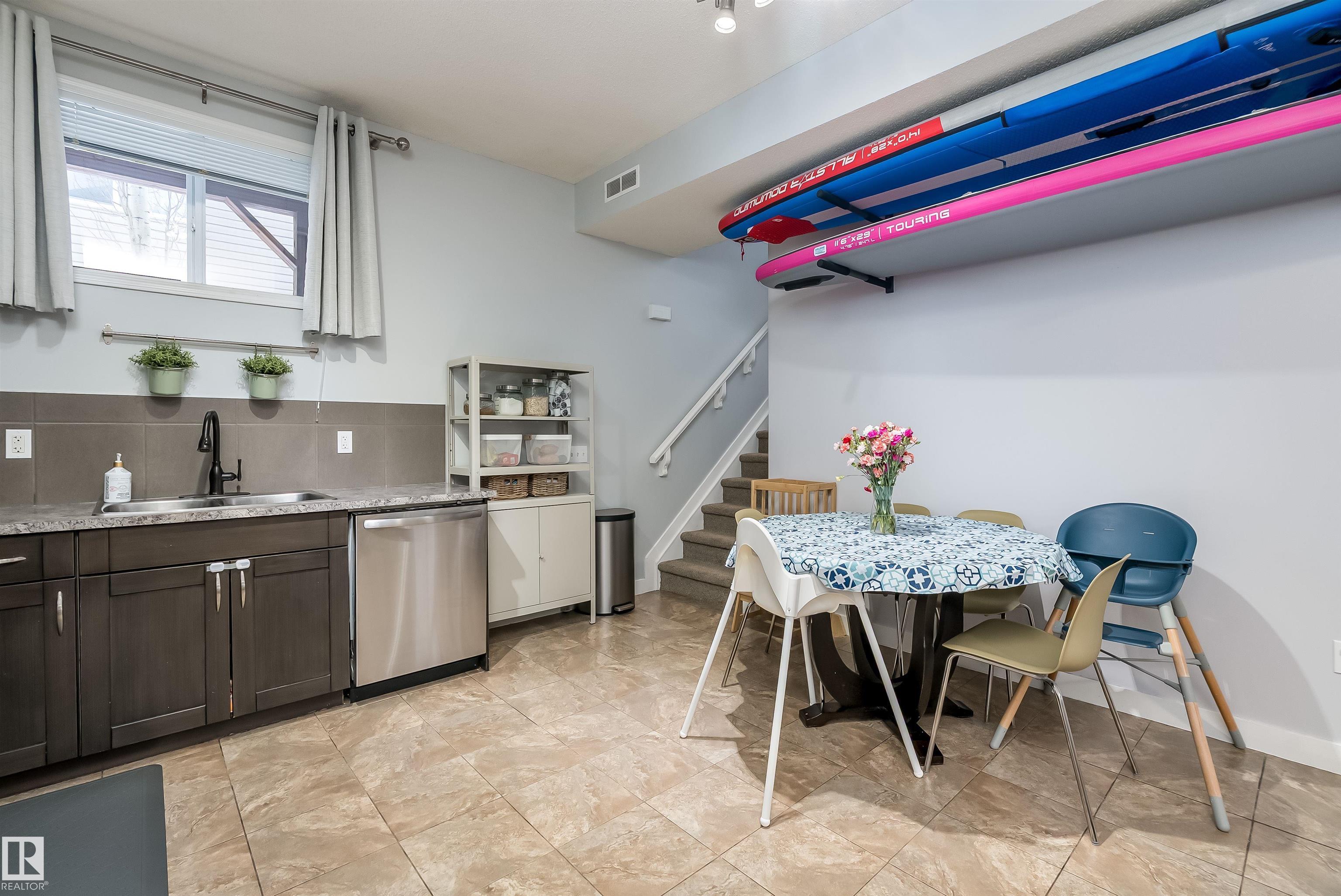 Photo 11 at 156 - 142 Selkirk Place, Suntree, Leduc