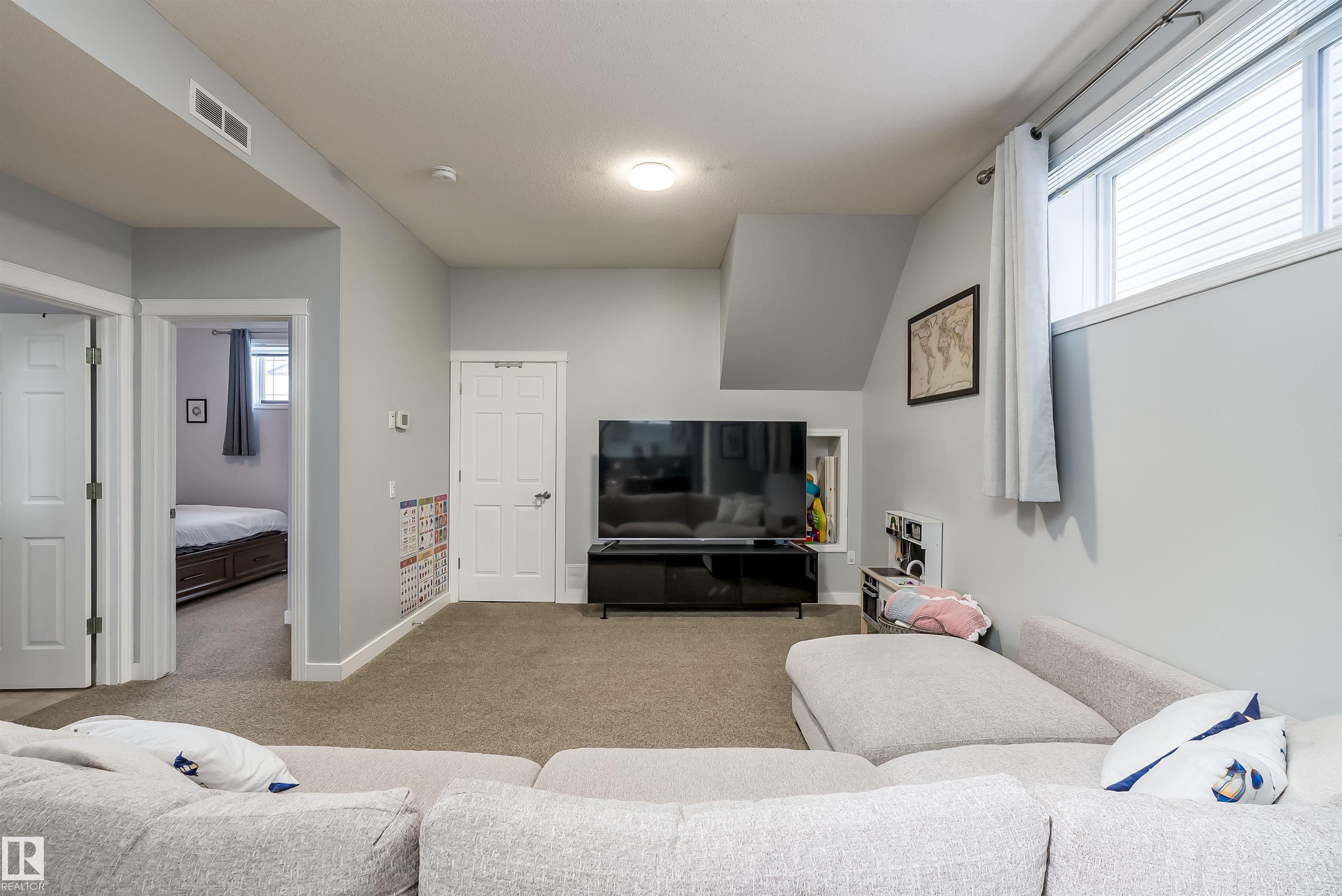 Photo 13 at 156 - 142 Selkirk Place, Suntree, Leduc