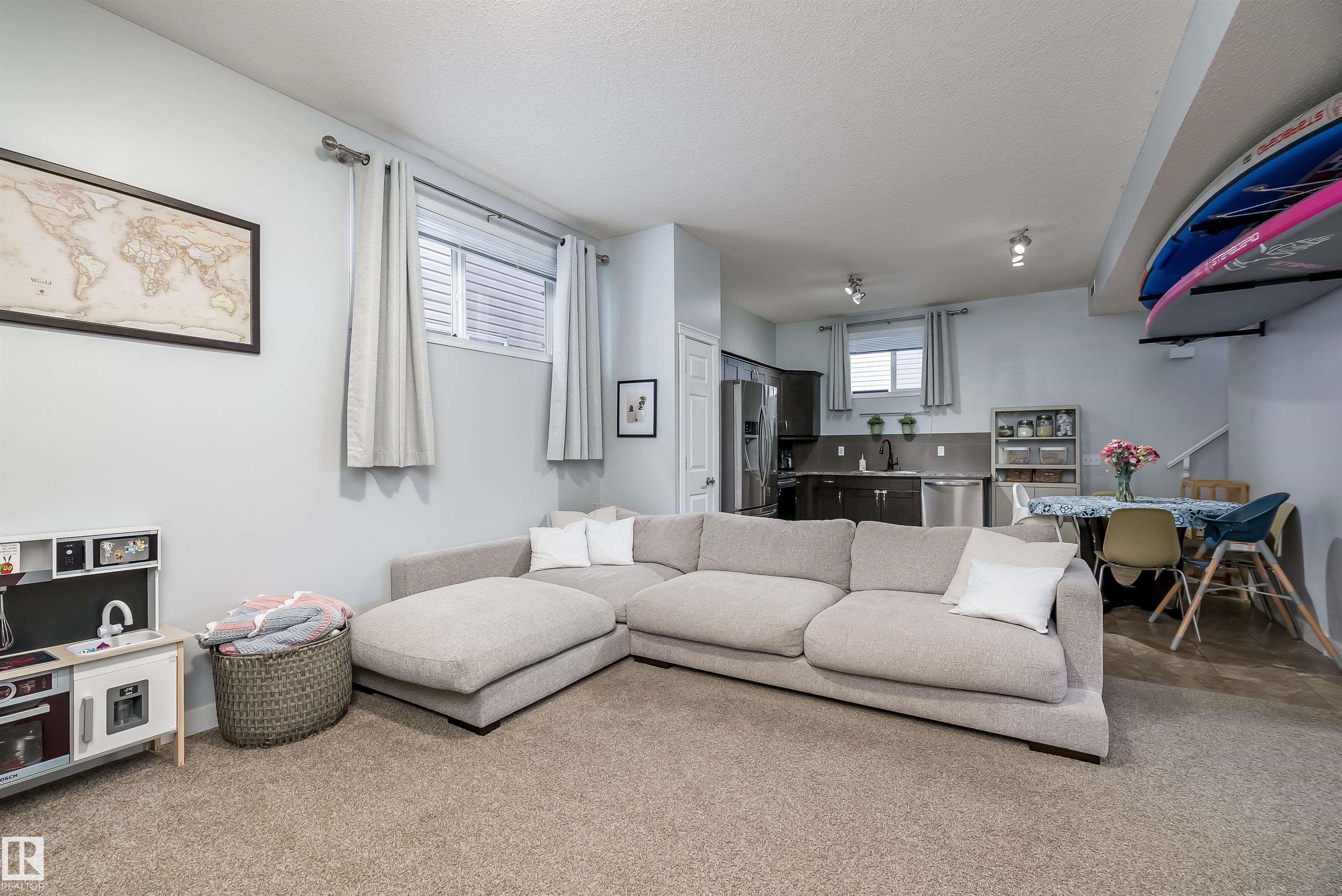 Photo 14 at 156 - 142 Selkirk Place, Suntree, Leduc