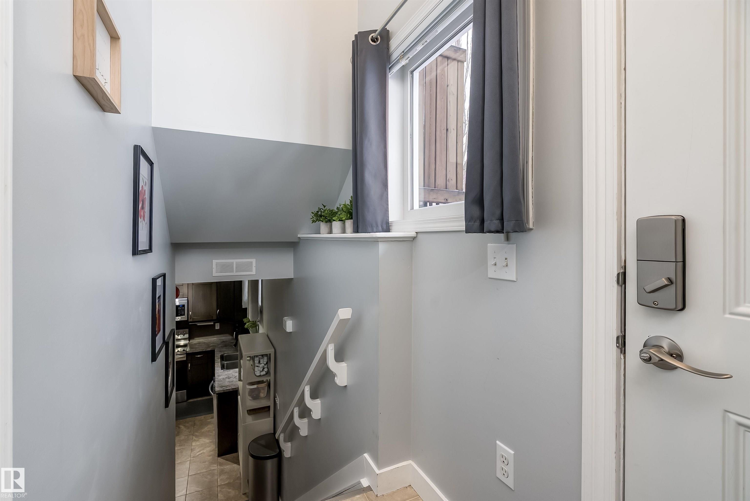 156 - 142 Selkirk Place, Suntree, Leduc