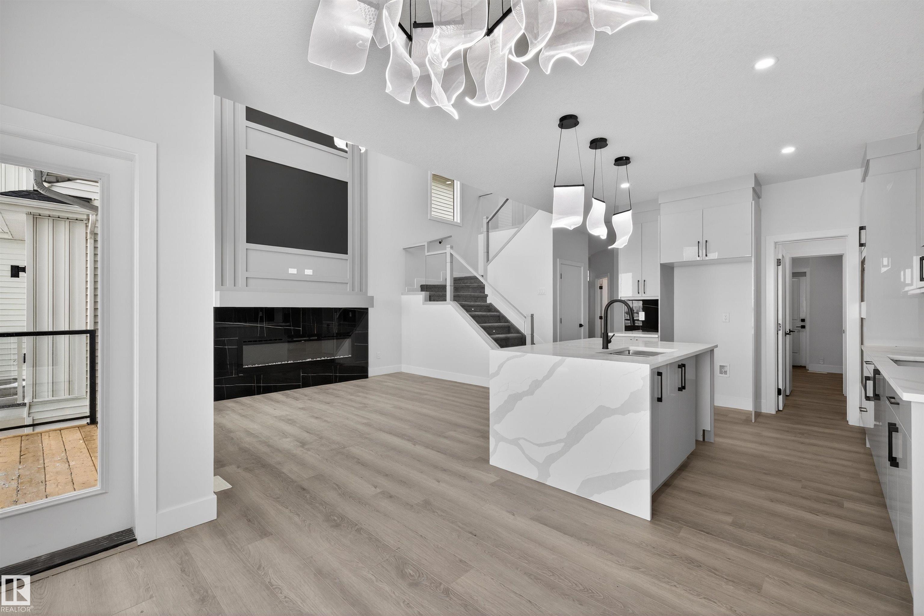 190 Elliott Wynd, South Pointe, Fort Saskatchewan