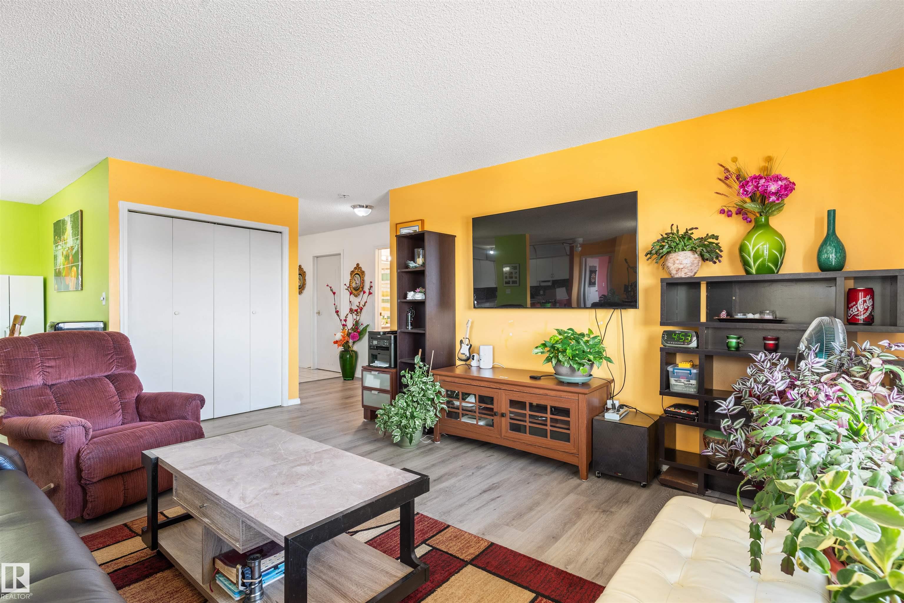 Photo 9 at 403 - 18020 95 Avenue NW, La Perle, Edmonton