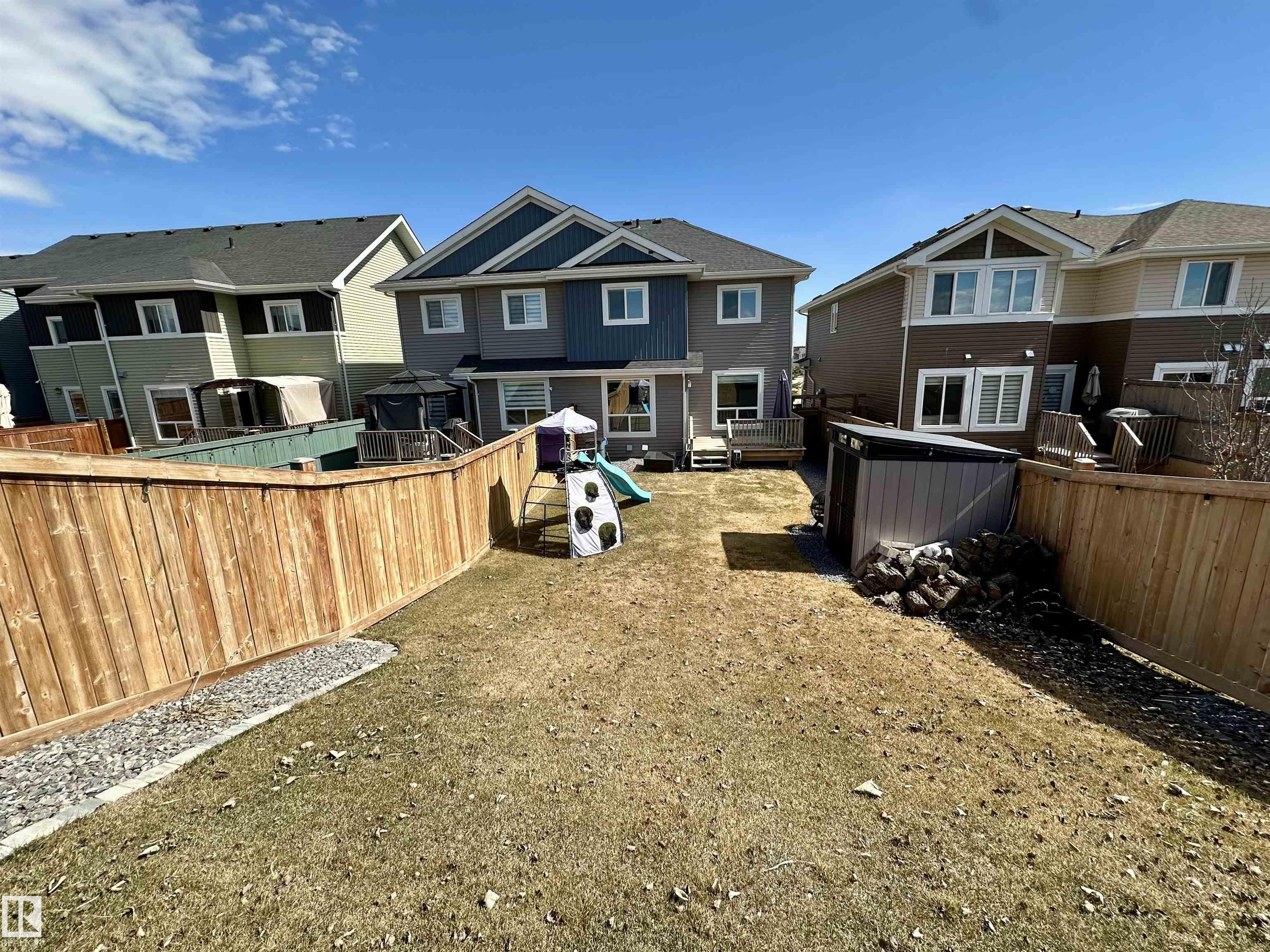 https://zimg.paragon.ice.com/ParagonImages/Property/PM/RAE/225395756/60/0/0/d3363049cab449002730caa761bf5f33/1/61f38530b8f6c677c3c899ada4e7d9a0/225395756-3143acf2-82e9-4c8a-a3d6-562312519e1d.JPG