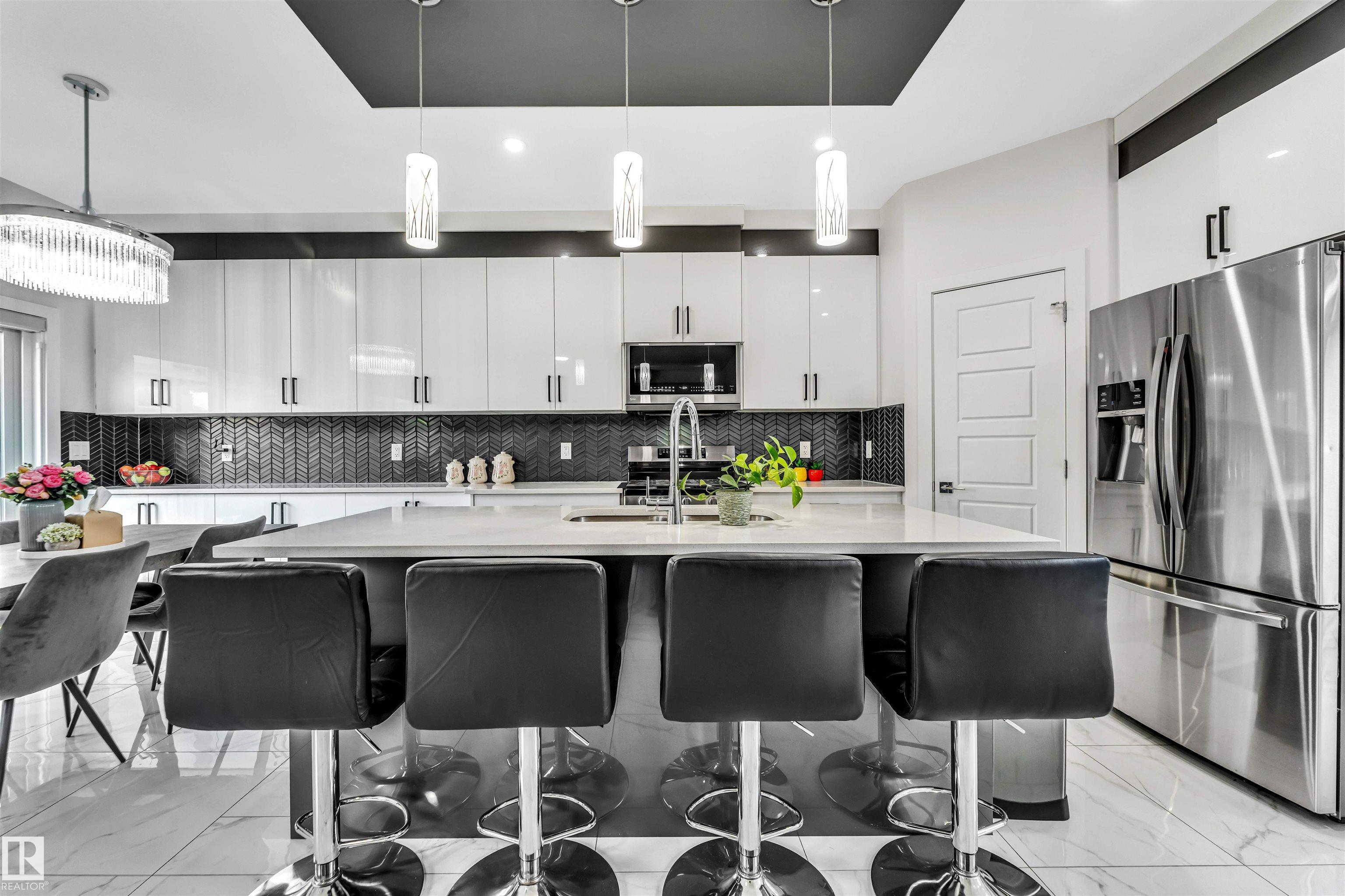 Photo 11 at 1522 17 Avenue NW, Aster, Edmonton