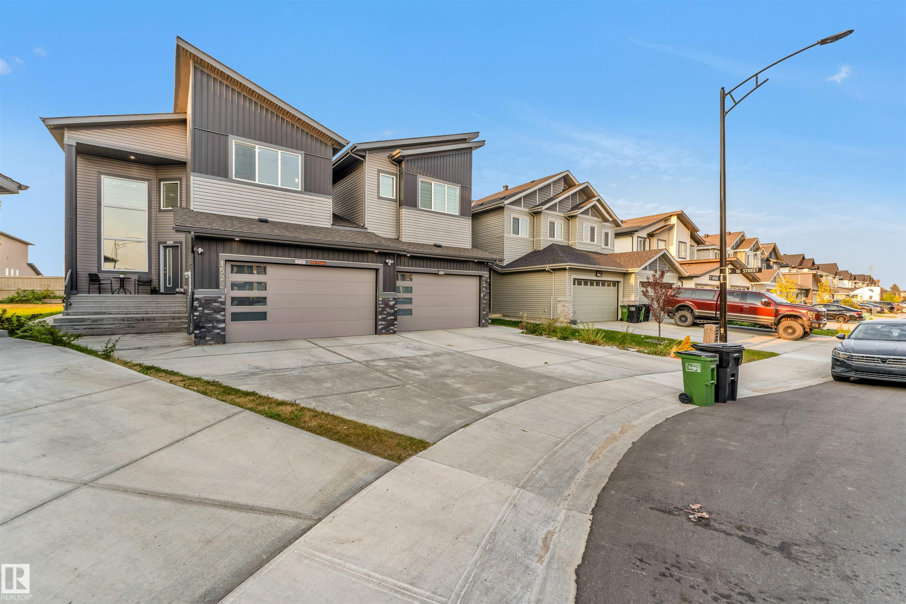 Photo 61 at 1522 17 Avenue NW, Aster, Edmonton