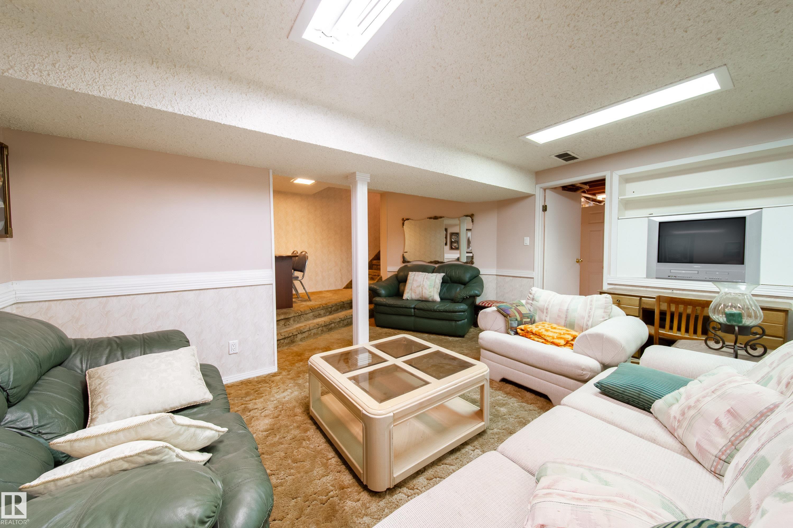 Photo 25 at 11 Granada Place, Grandin, St. Albert