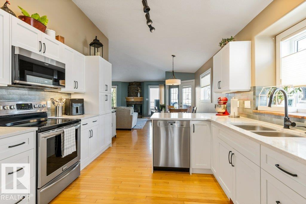 Photo 9 at 1659 Welbourn Cove NW, Wedgewood Heights, Edmonton