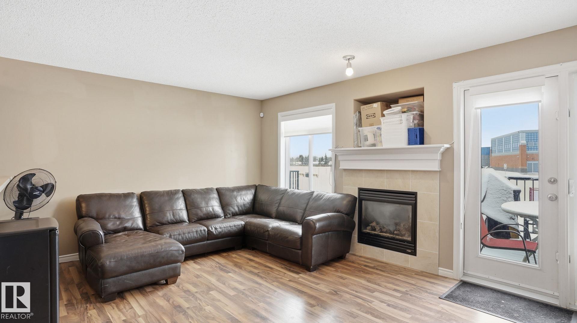 Photo 11 at 29 - 9511 102 Avenue NW, Morinville