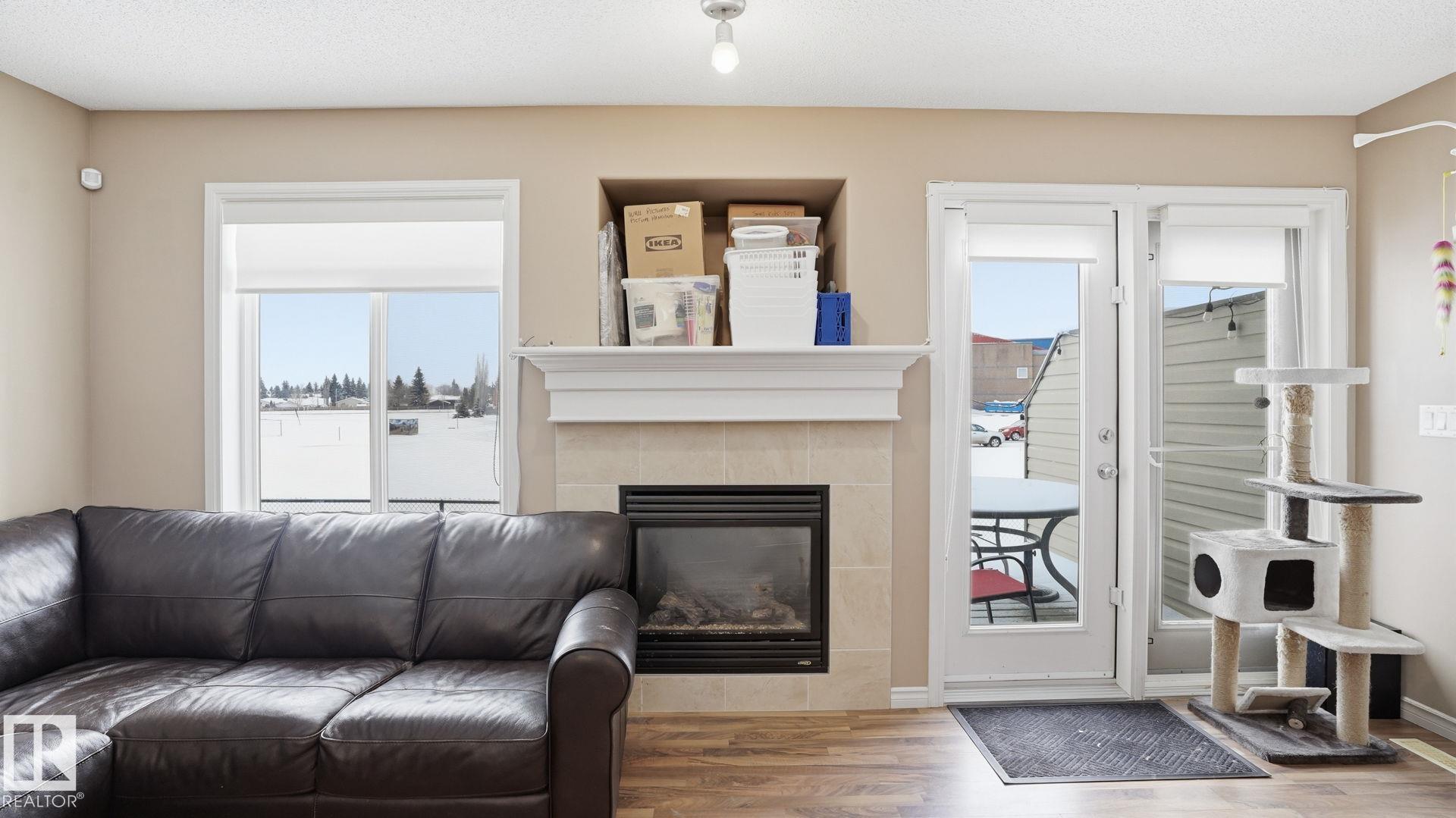 Photo 12 at 29 - 9511 102 Avenue NW, Morinville