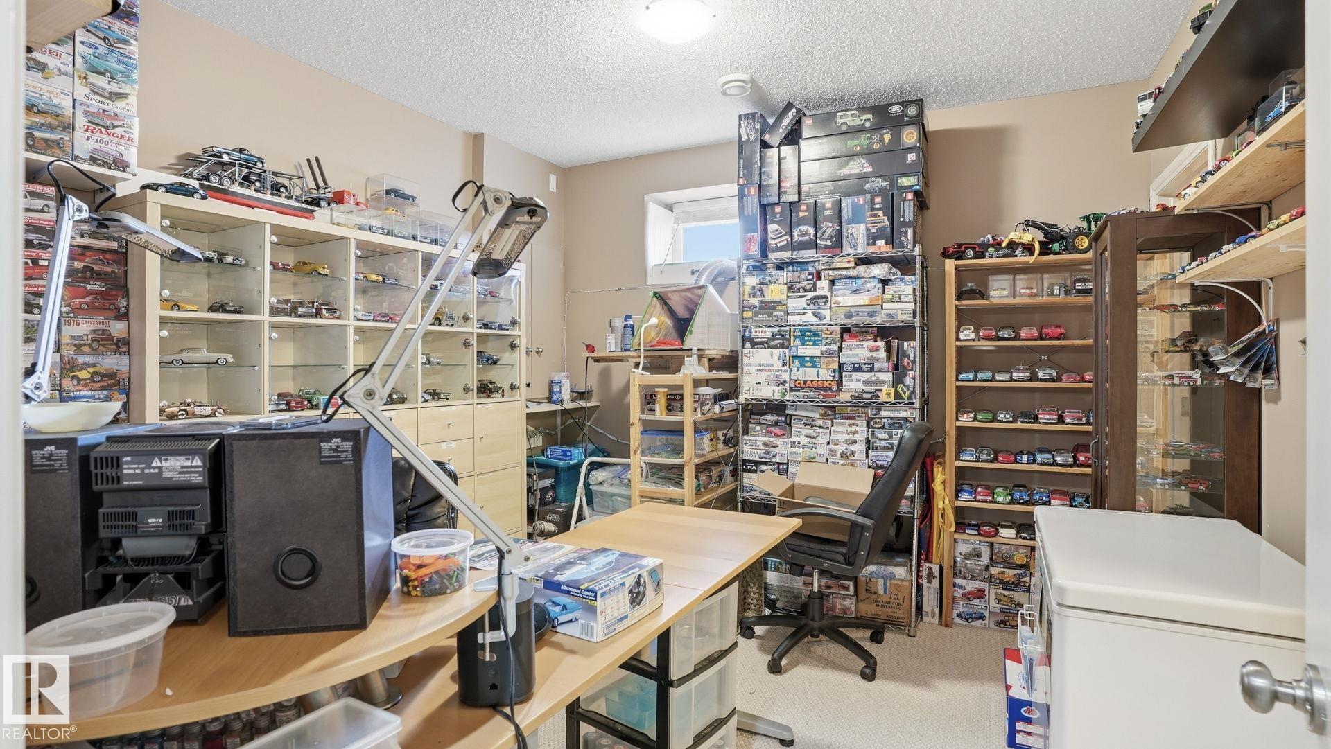 Photo 25 at 29 - 9511 102 Avenue NW, Morinville