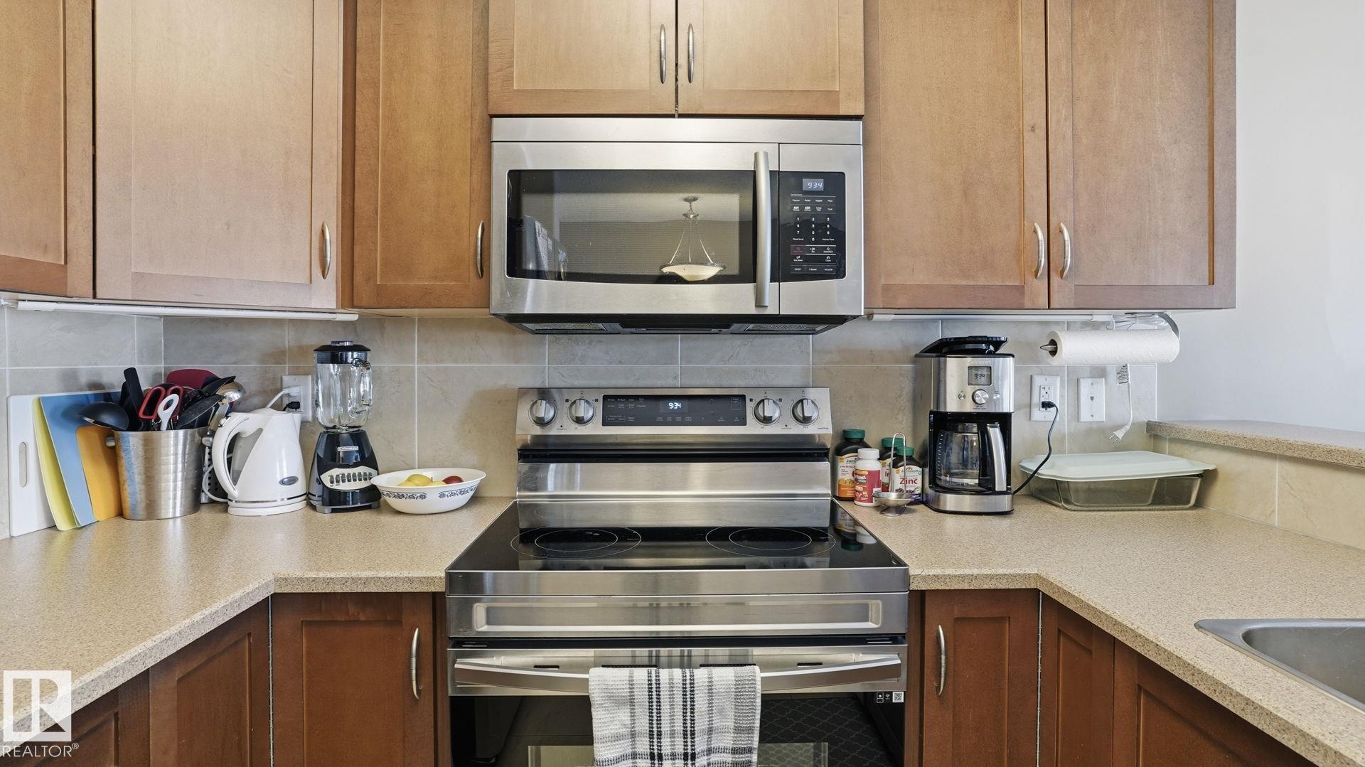 Photo 6 at 29 - 9511 102 Avenue NW, Morinville