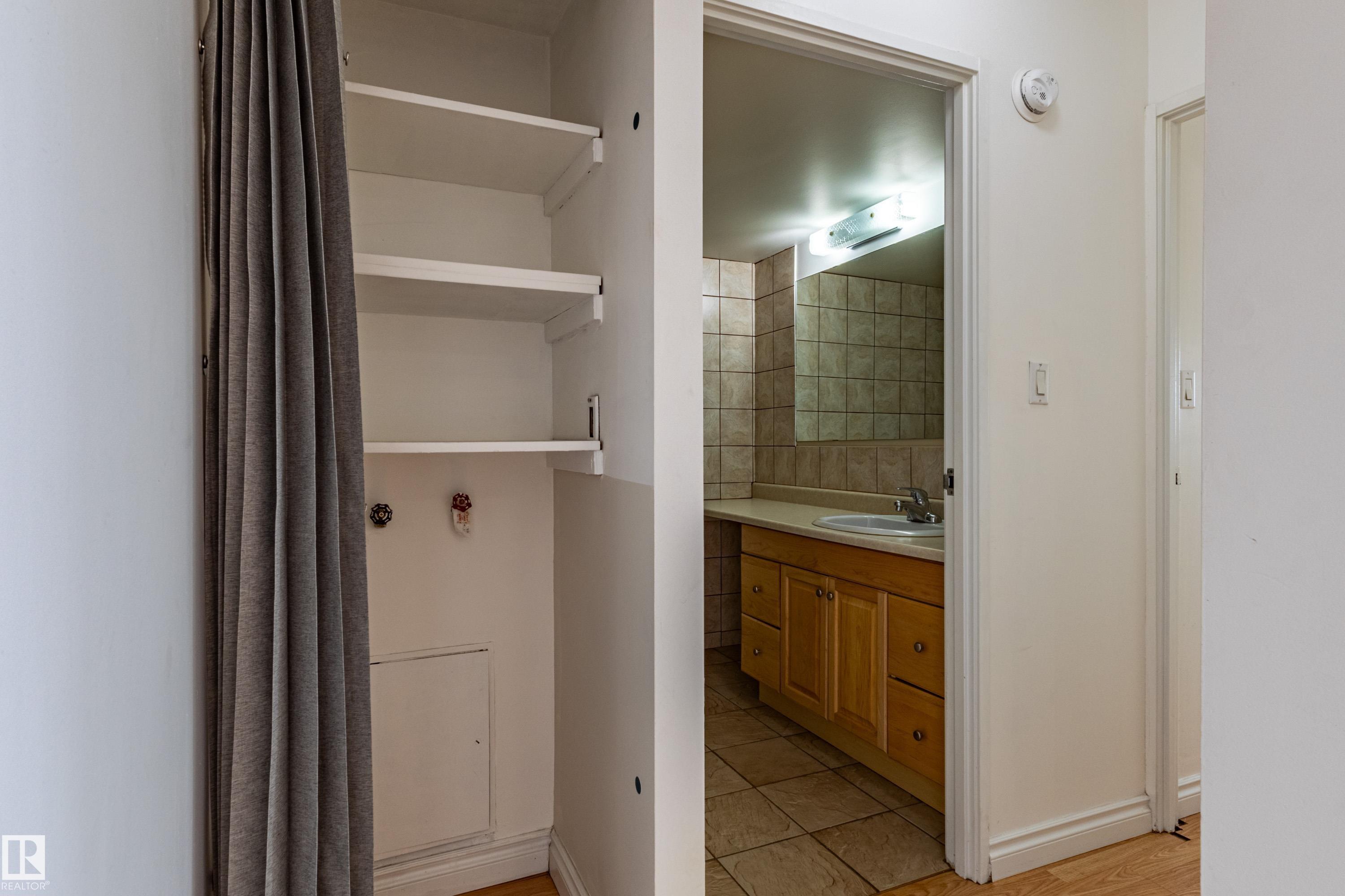 Photo 18 at 37 - 8745 165 Street NW, West Meadowlark Park, Edmonton