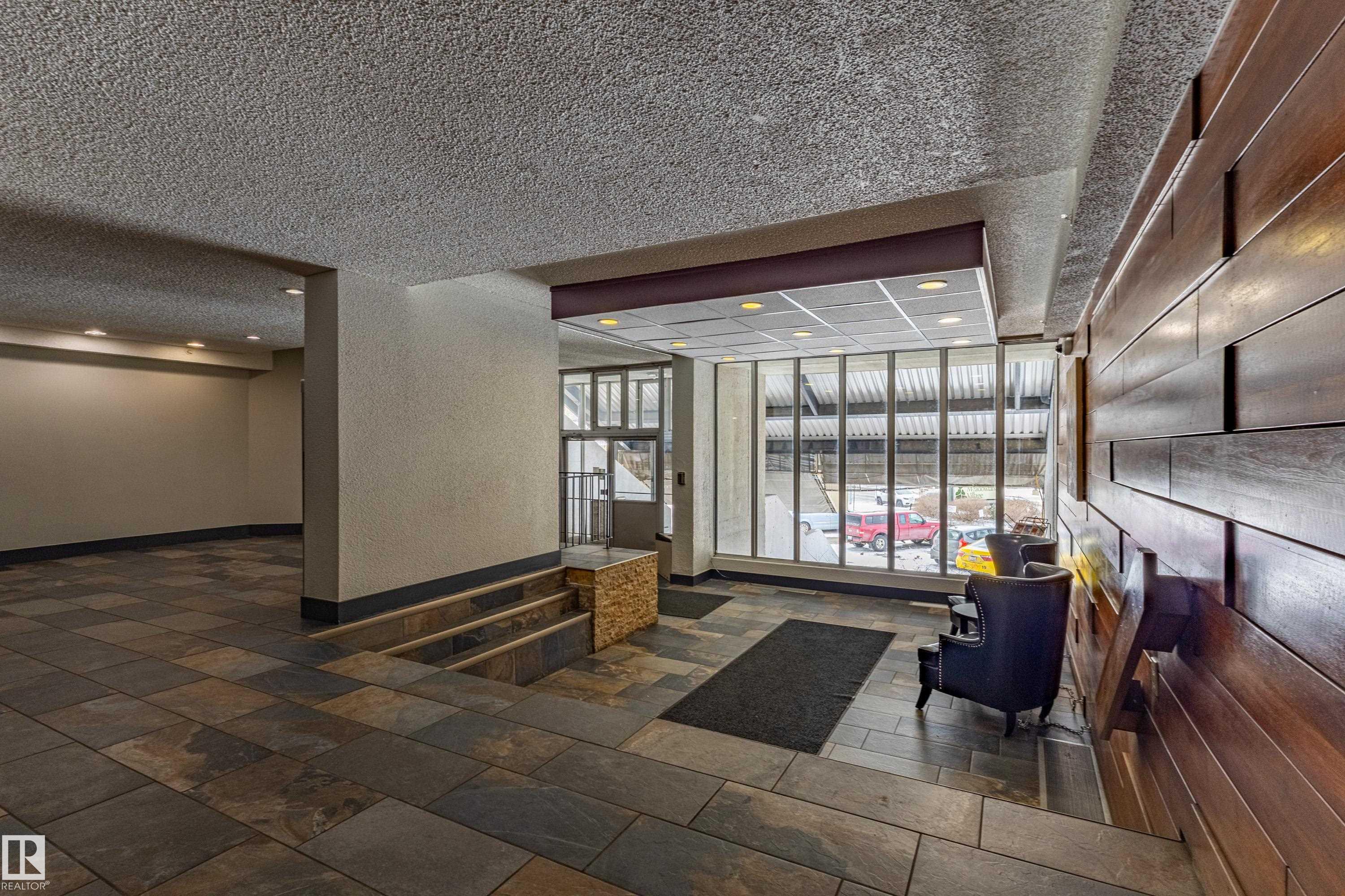 Photo 33 at 37 - 8745 165 Street NW, West Meadowlark Park, Edmonton