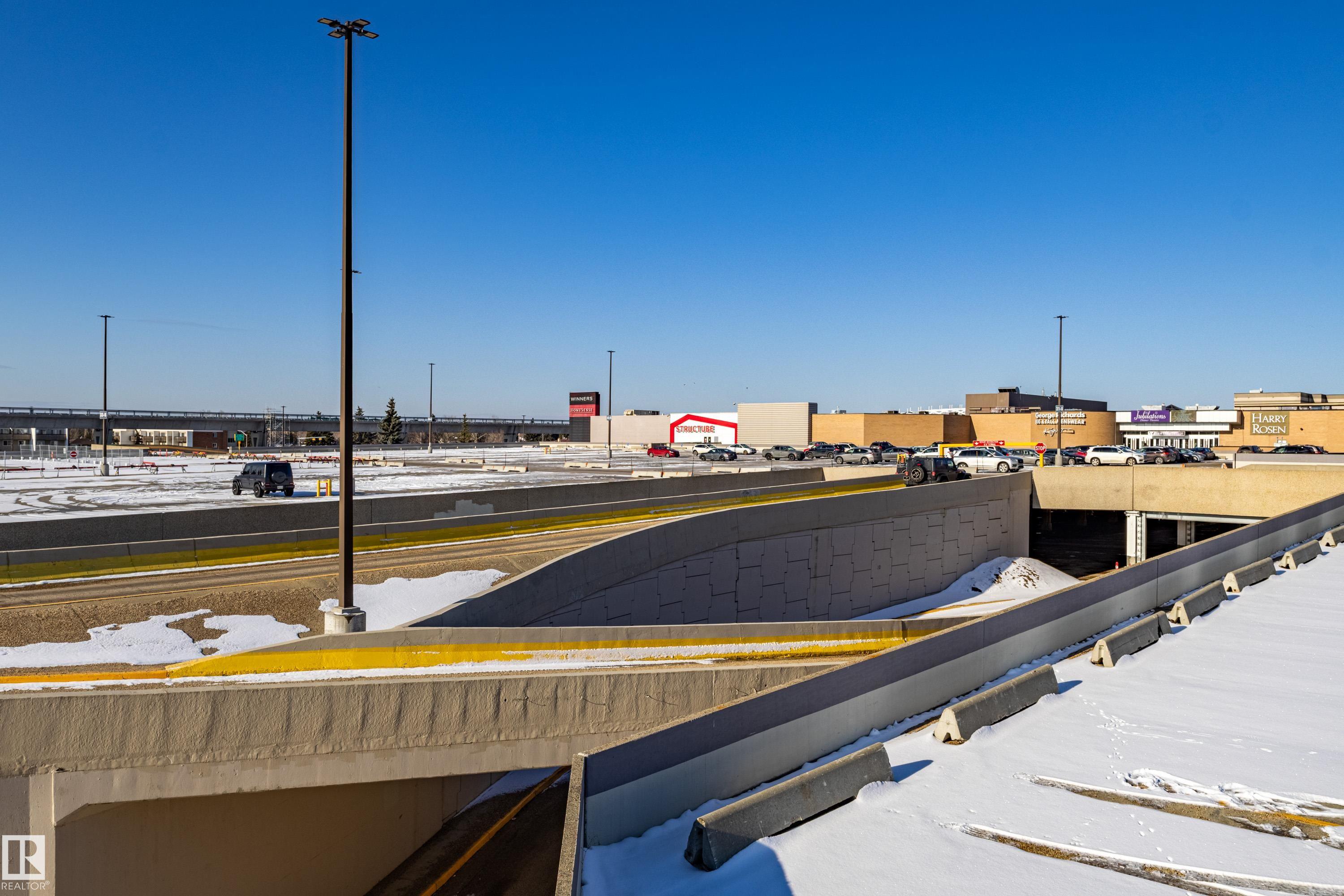 Photo 41 at 37 - 8745 165 Street NW, West Meadowlark Park, Edmonton