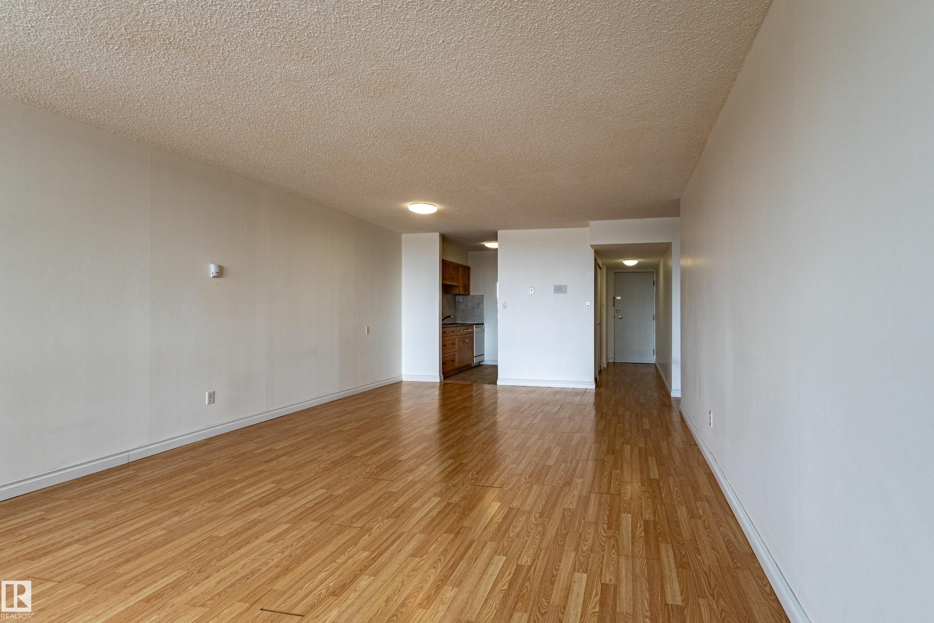 Photo 8 at 37 - 8745 165 Street NW, West Meadowlark Park, Edmonton