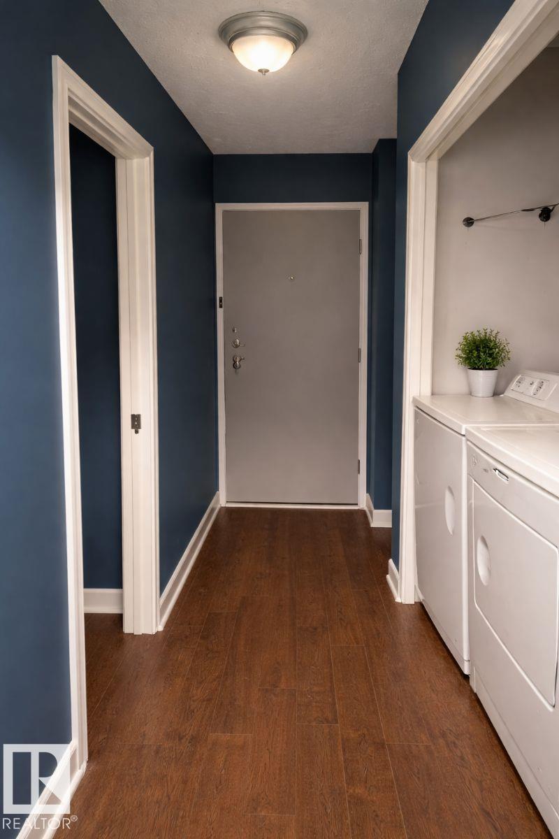 4 - 3819 76 Street NW, Michaels Park, Edmonton