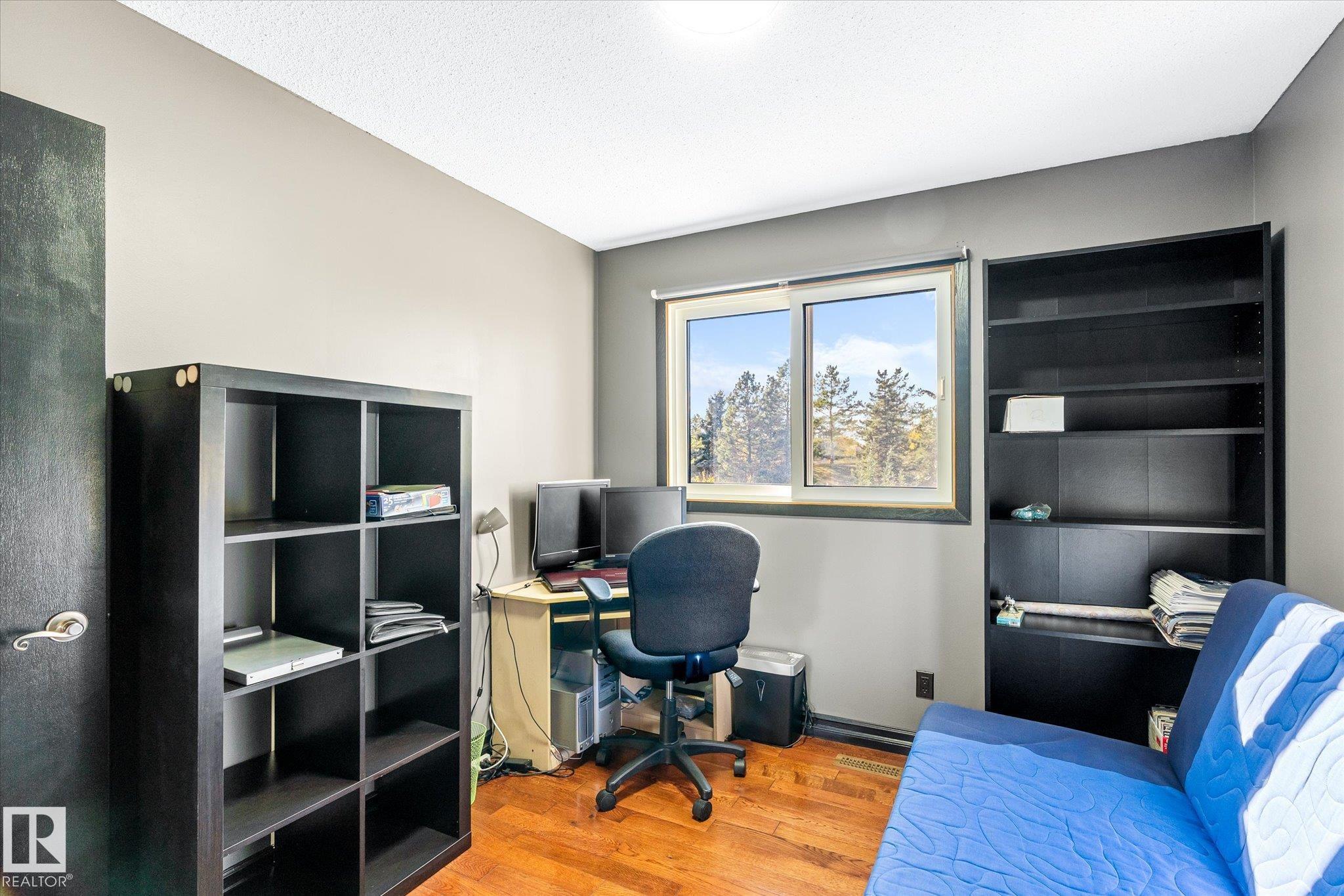 Photo 27 at 3018 110a Street NW, Steinhauer, Edmonton