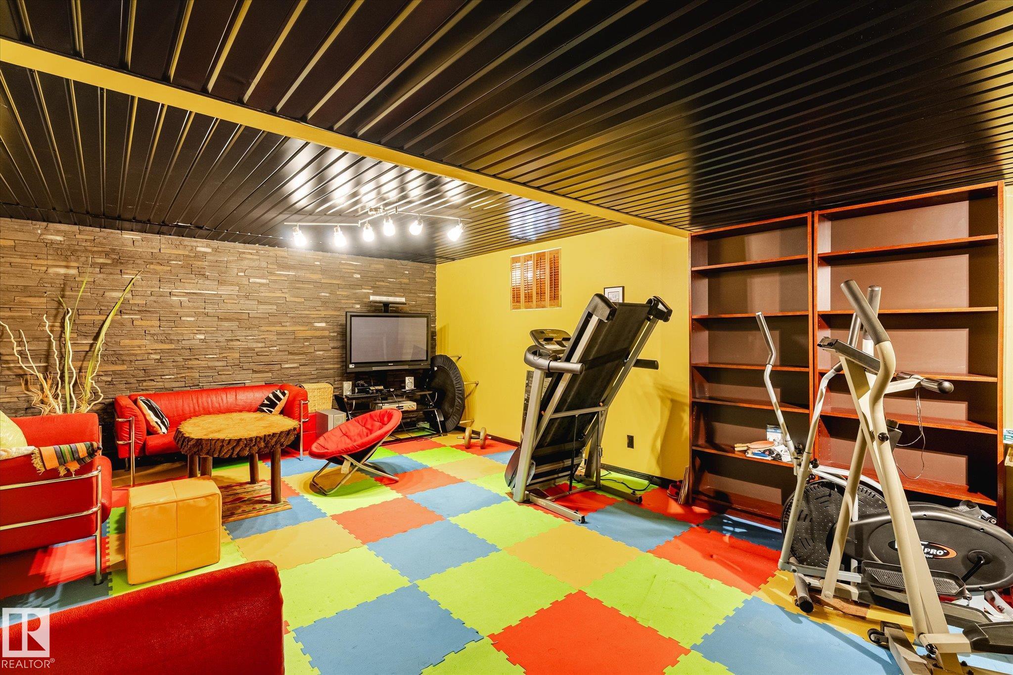 Photo 49 at 3018 110a Street NW, Steinhauer, Edmonton