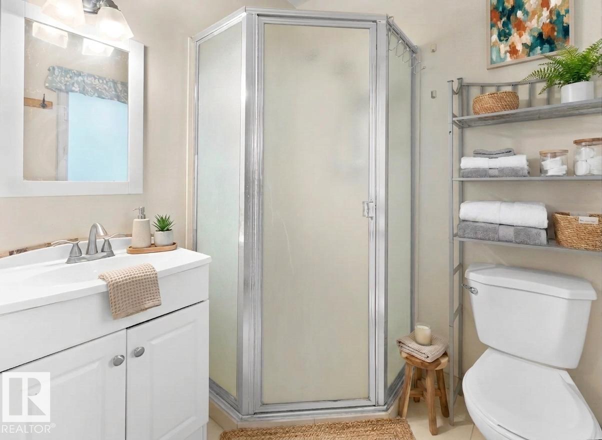 Photo 19 at 11819 75 Avenue NW, Belgravia, Edmonton