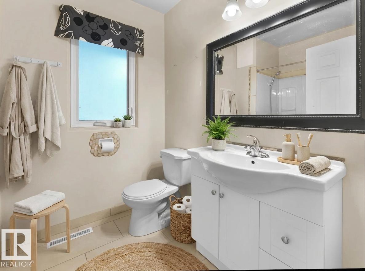 Photo 27 at 11819 75 Avenue NW, Belgravia, Edmonton