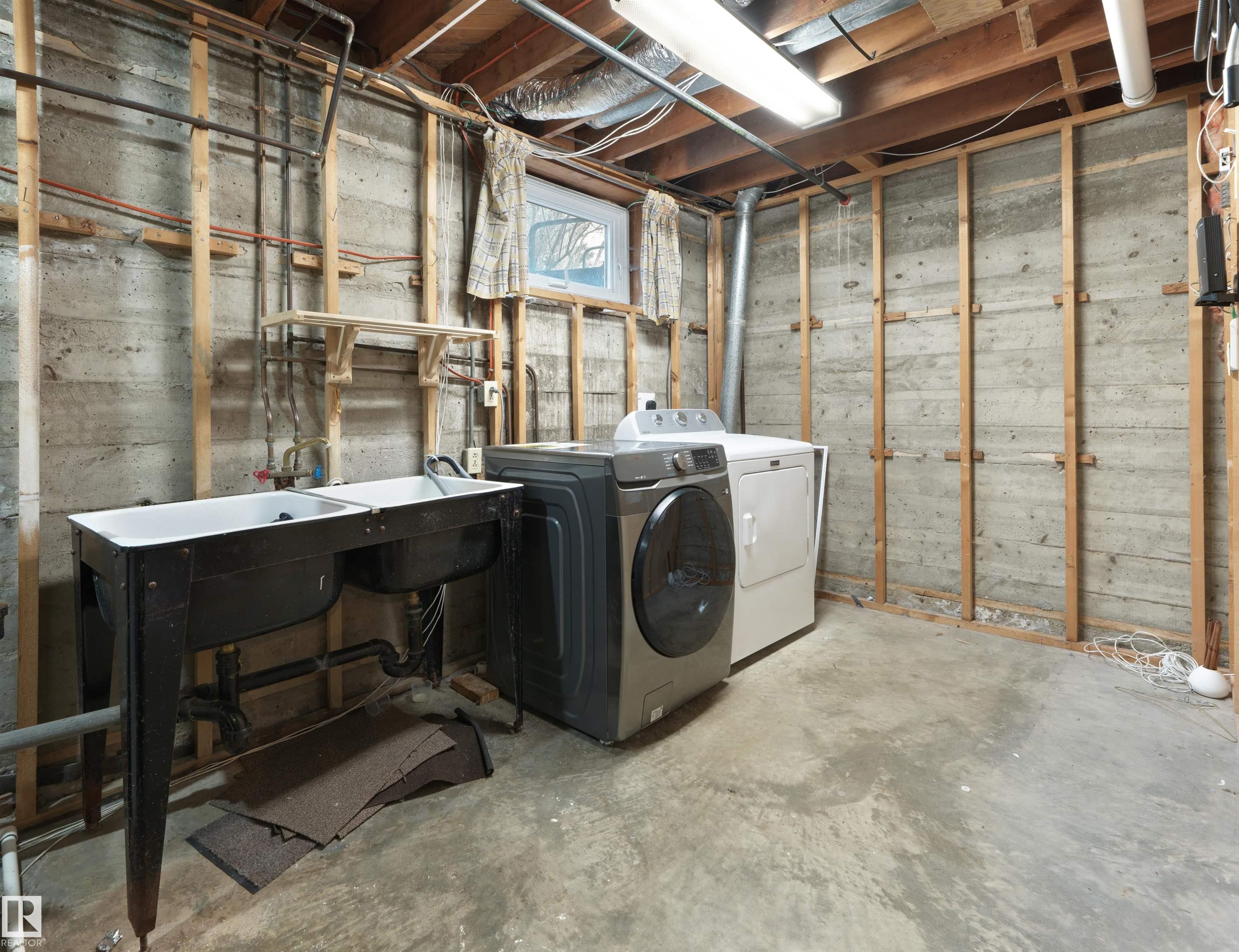 Photo 42 at 11819 75 Avenue NW, Belgravia, Edmonton