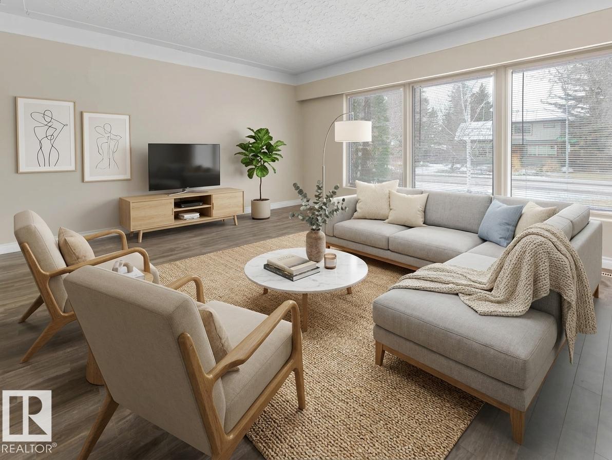 Photo 6 at 11819 75 Avenue NW, Belgravia, Edmonton