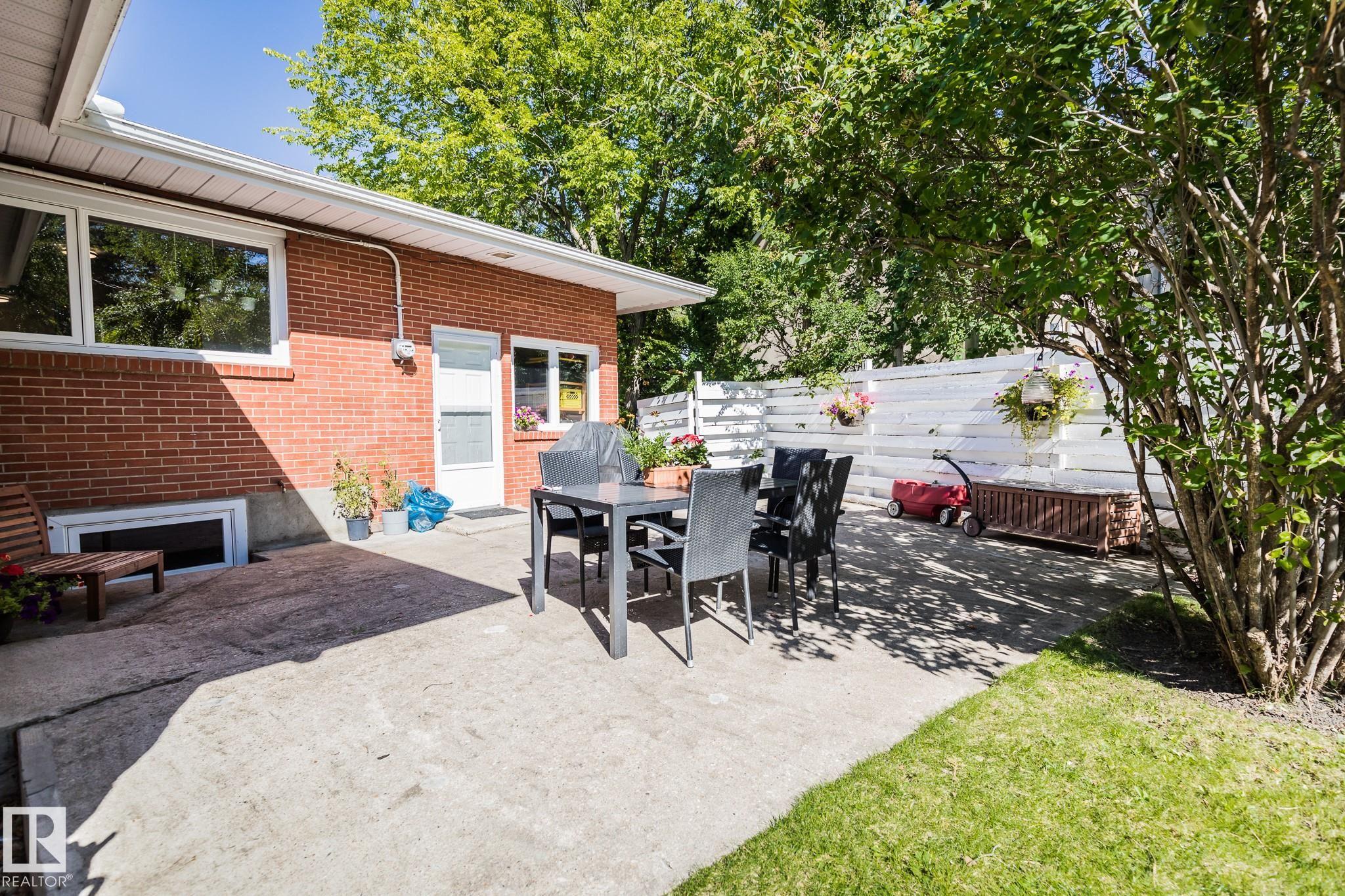 Photo 54 at 11819 75 Avenue NW, Belgravia, Edmonton