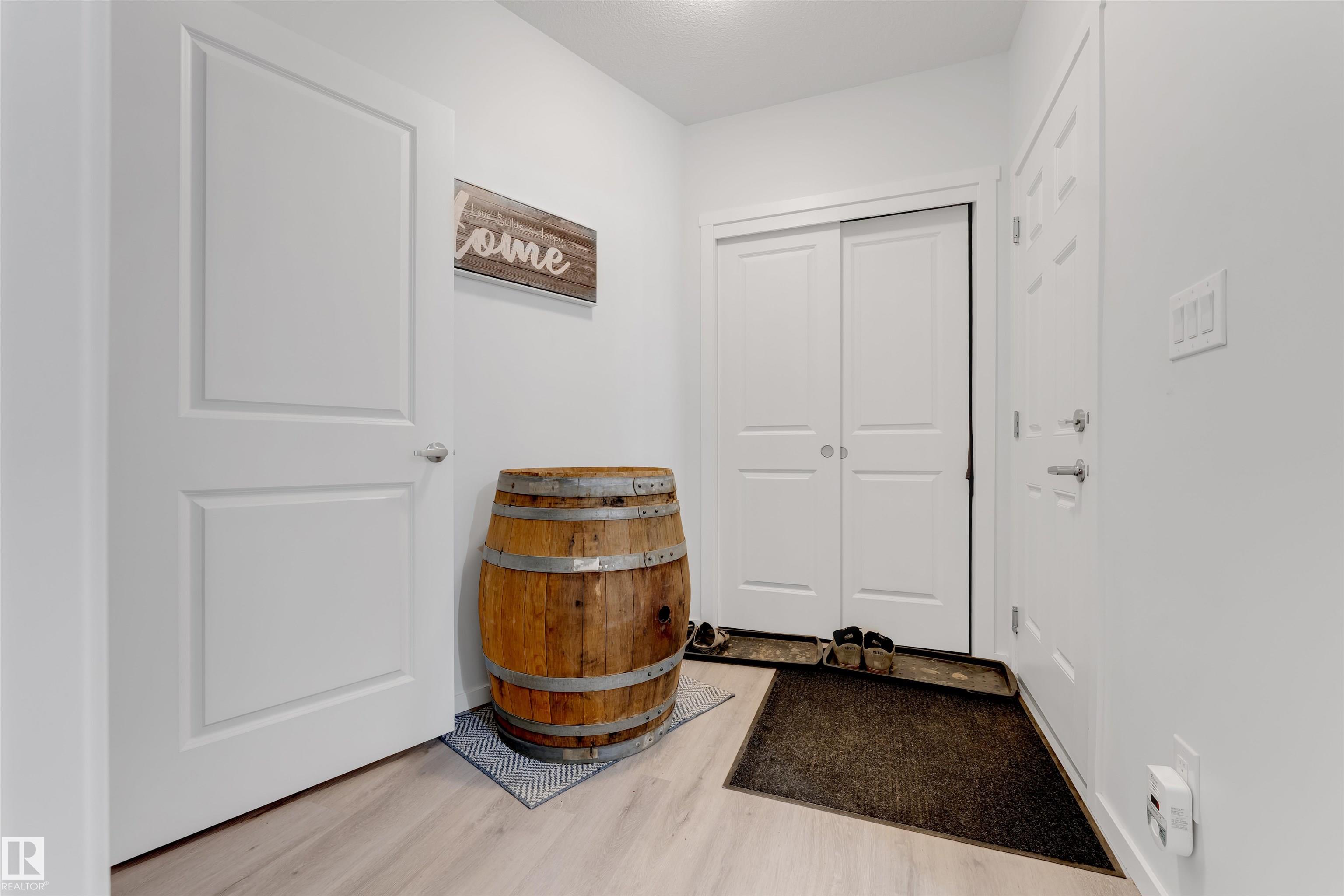 Photo 7 at 1006 Crestview, Hearthstone, Sherwood Park