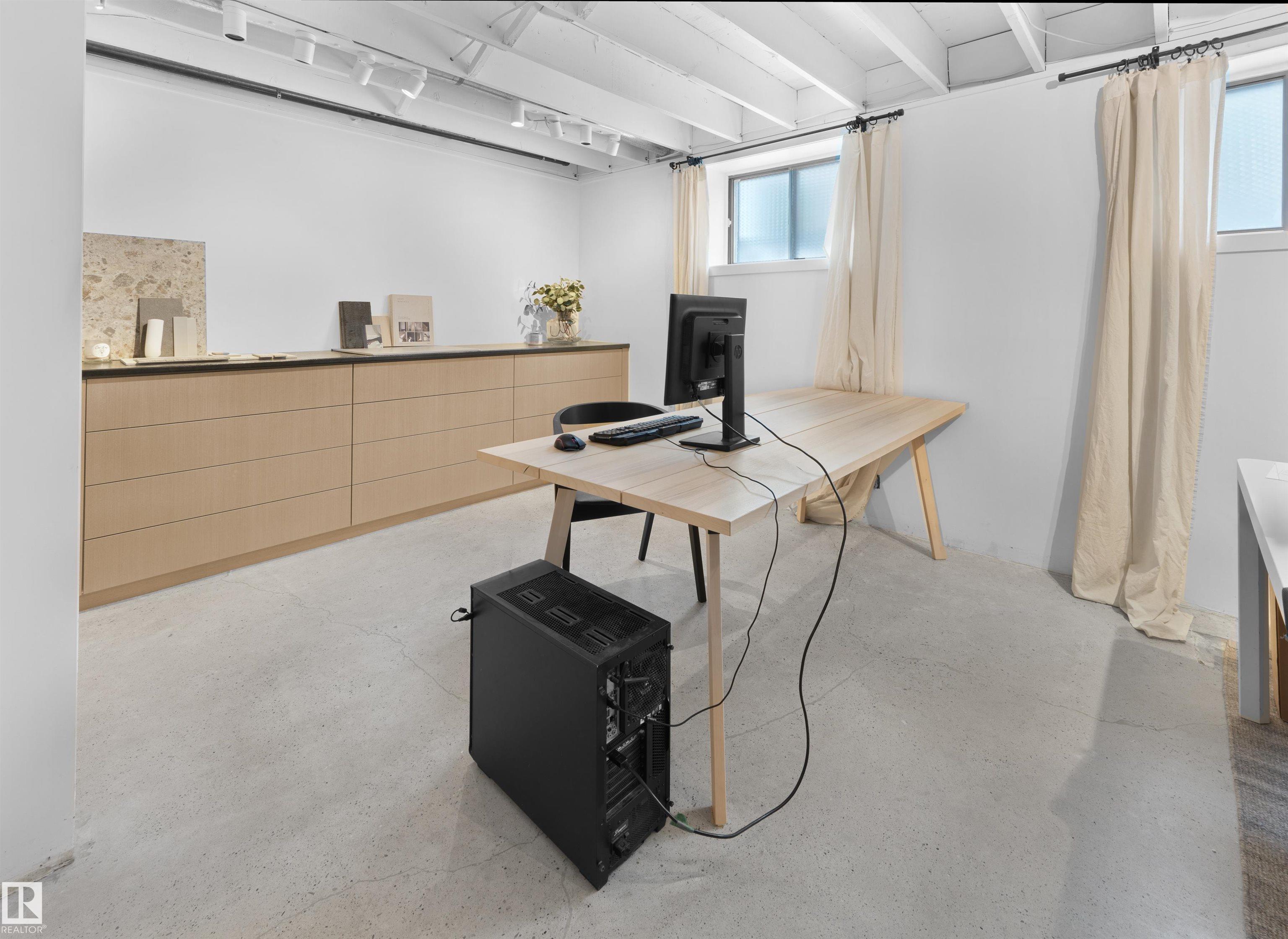 Photo 28 at 10251 77 Street NW, Forest Heights, Edmonton