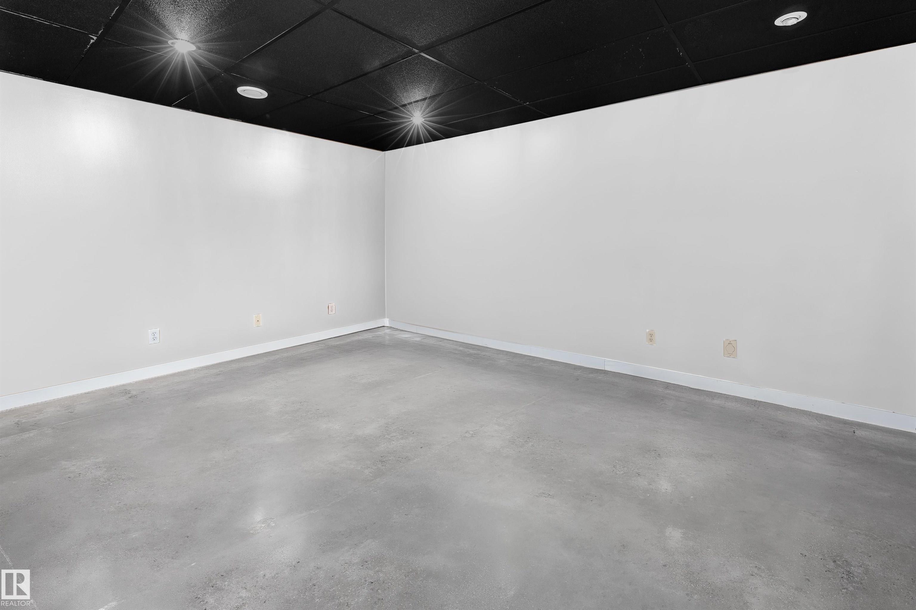 Photo 29 at 10251 77 Street NW, Forest Heights, Edmonton