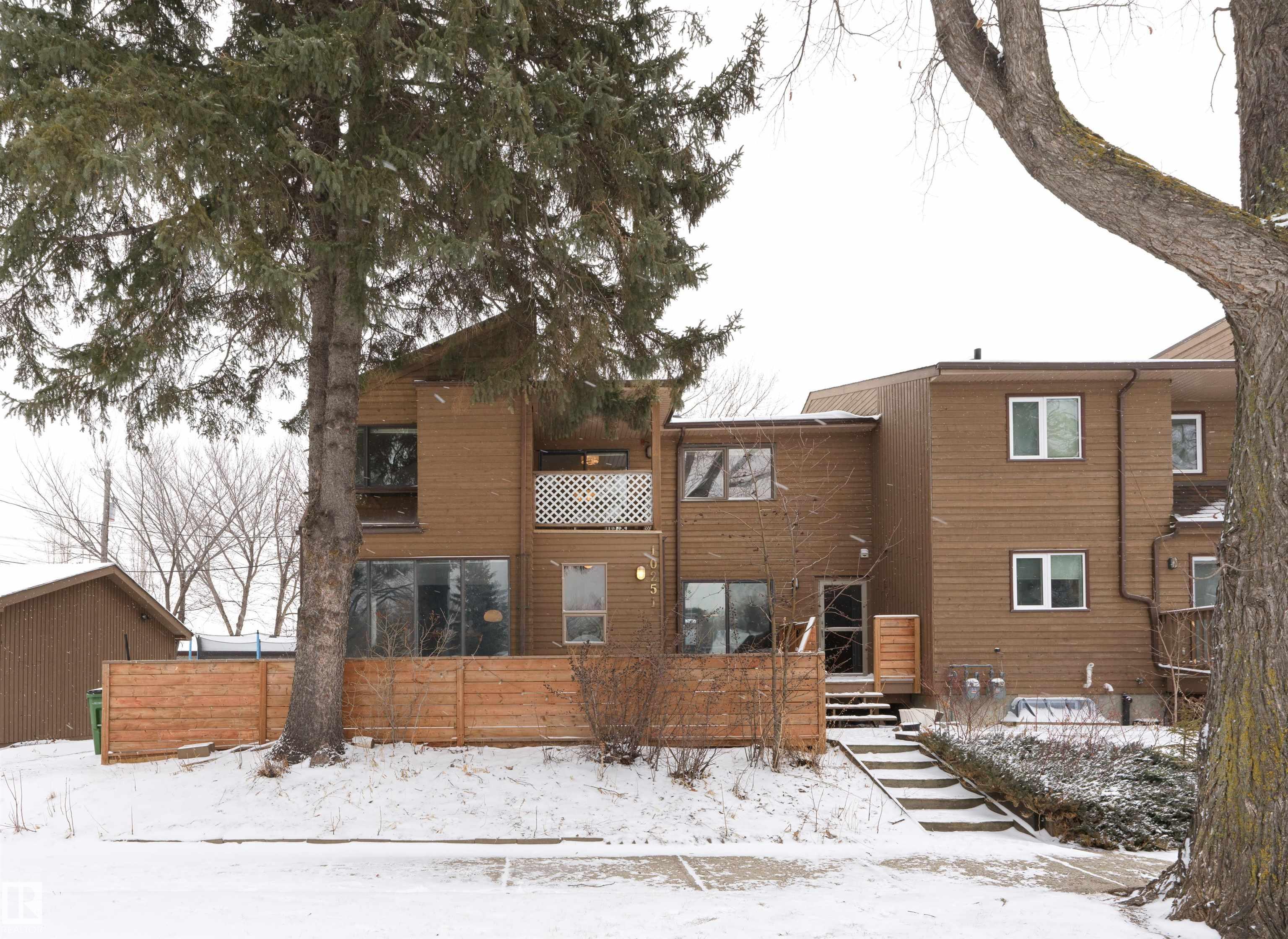 Photo 34 at 10251 77 Street NW, Forest Heights, Edmonton