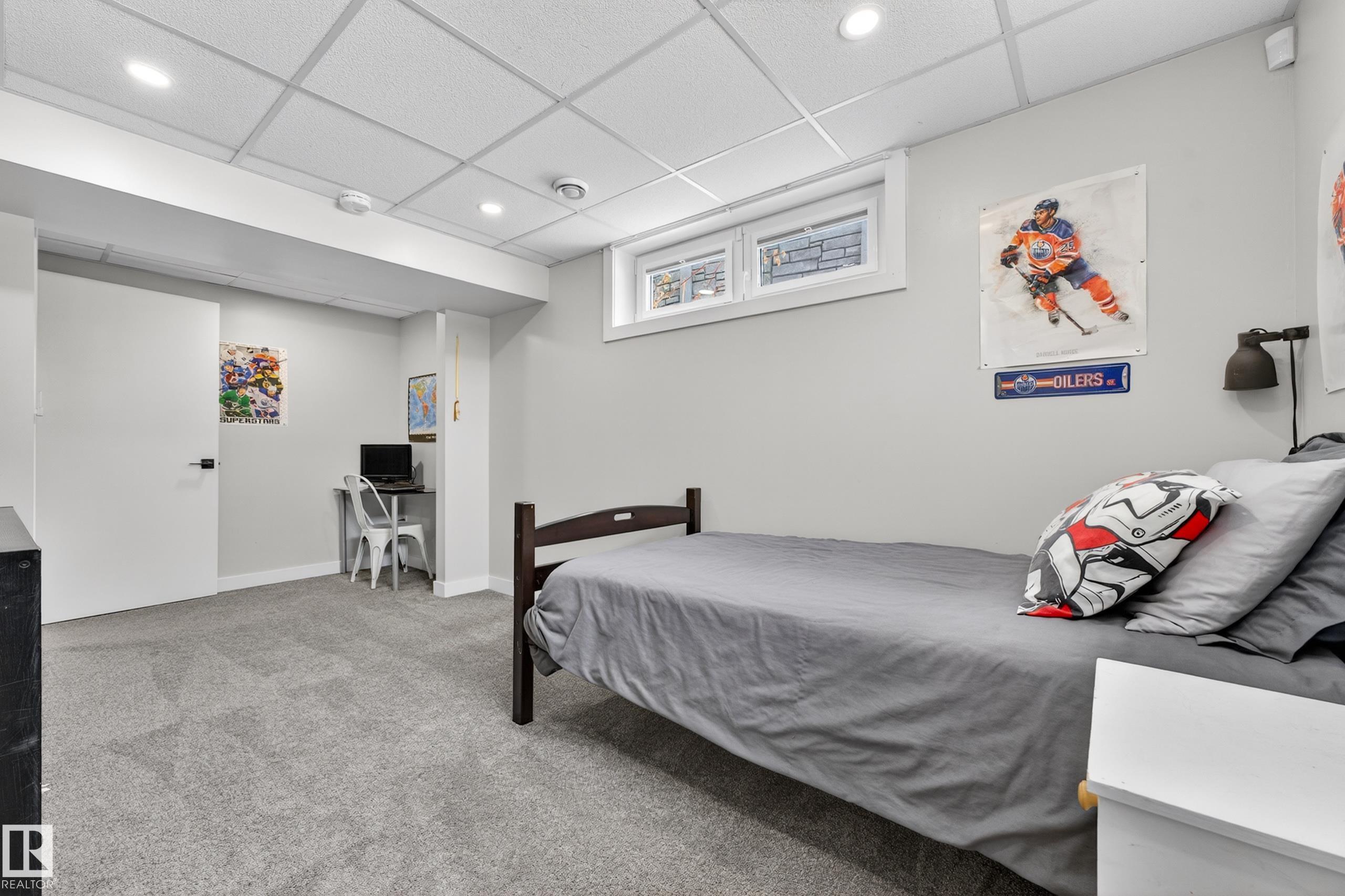 Photo 42 at 3010 105a Street NW, Steinhauer, Edmonton