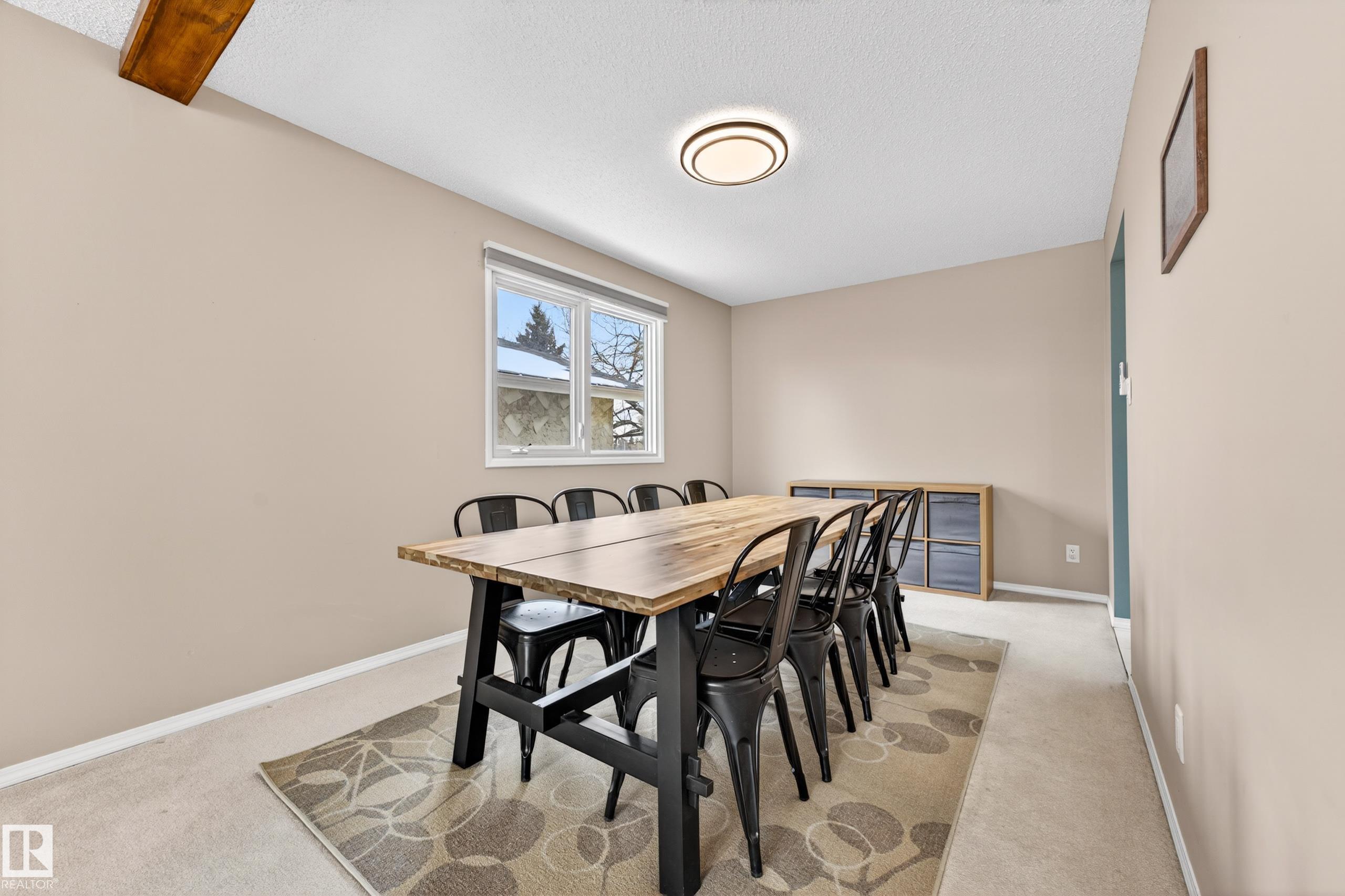 Photo 7 at 3010 105a Street NW, Steinhauer, Edmonton