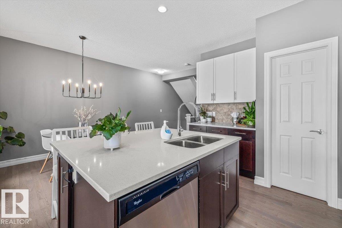 Photo 18 at 9 - 2003 Rabbit Hill Road NW, Magrath Heights, Edmonton