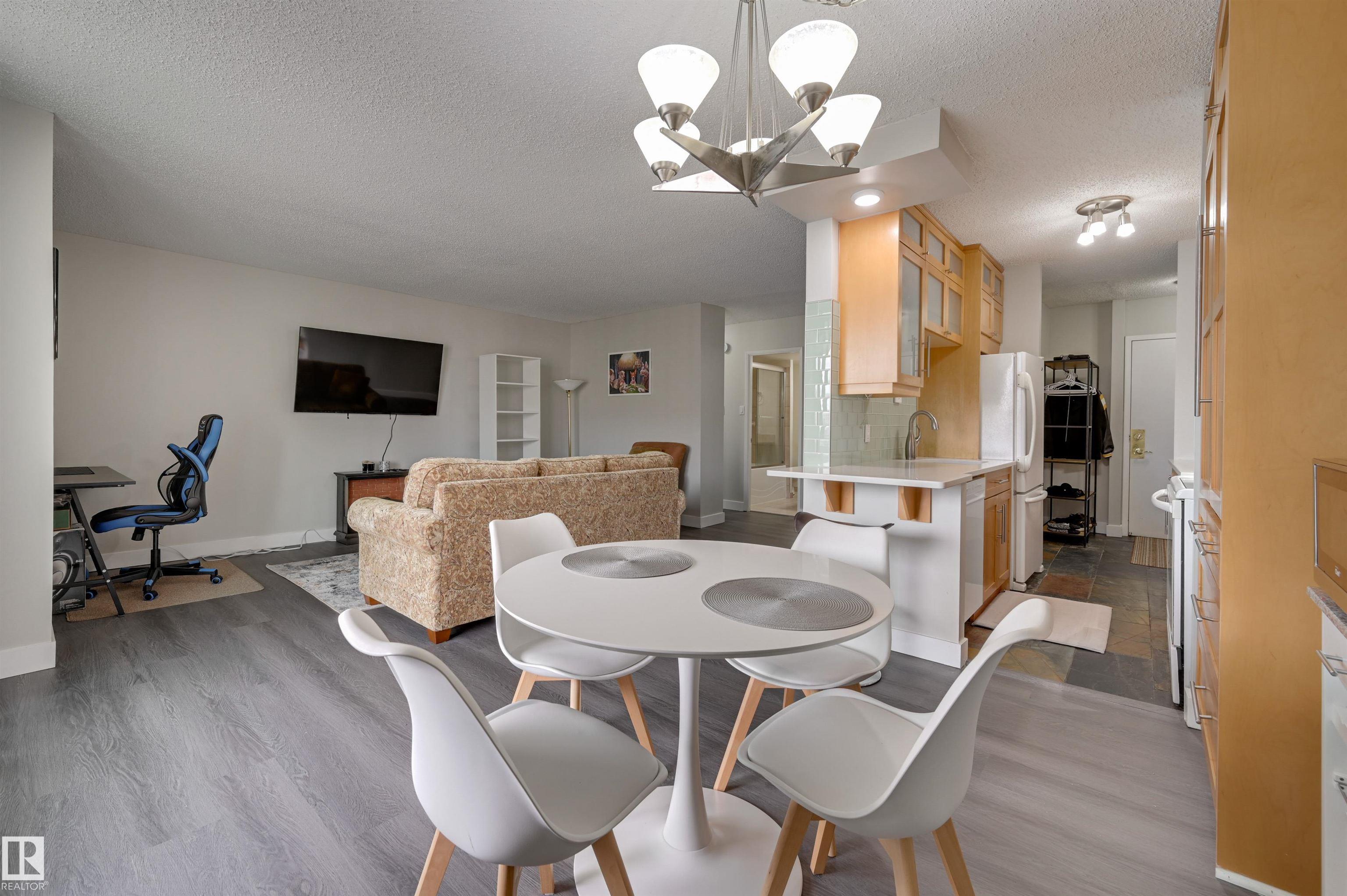 Photo 17 at 1202 - 9909 110 Street NW, Wîhkwêntôwin, Edmonton