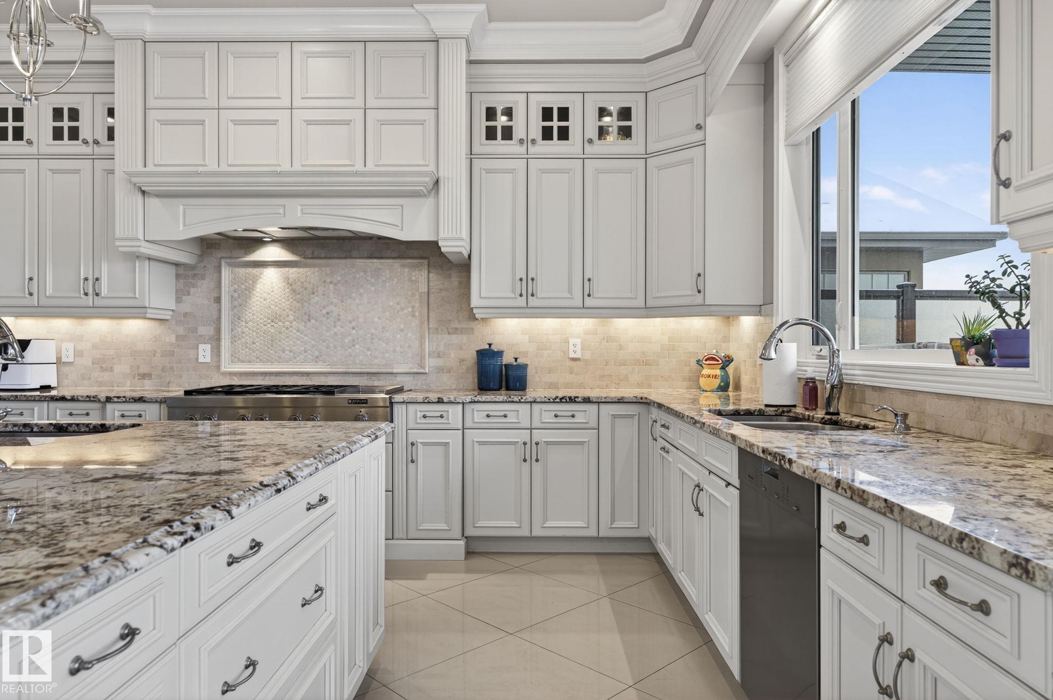 Photo 19 at 1413 Woodward Crescent NW, Oleskiw, Edmonton