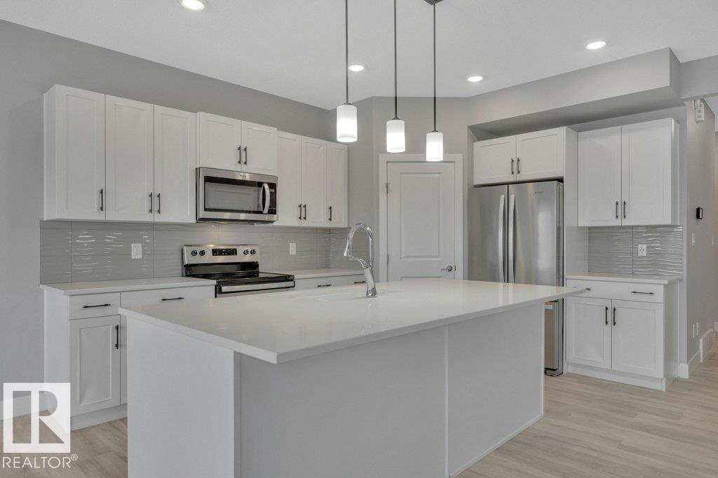 Photo 16 at 1909 Davidson Wynd SW, Desrochers Area, Edmonton