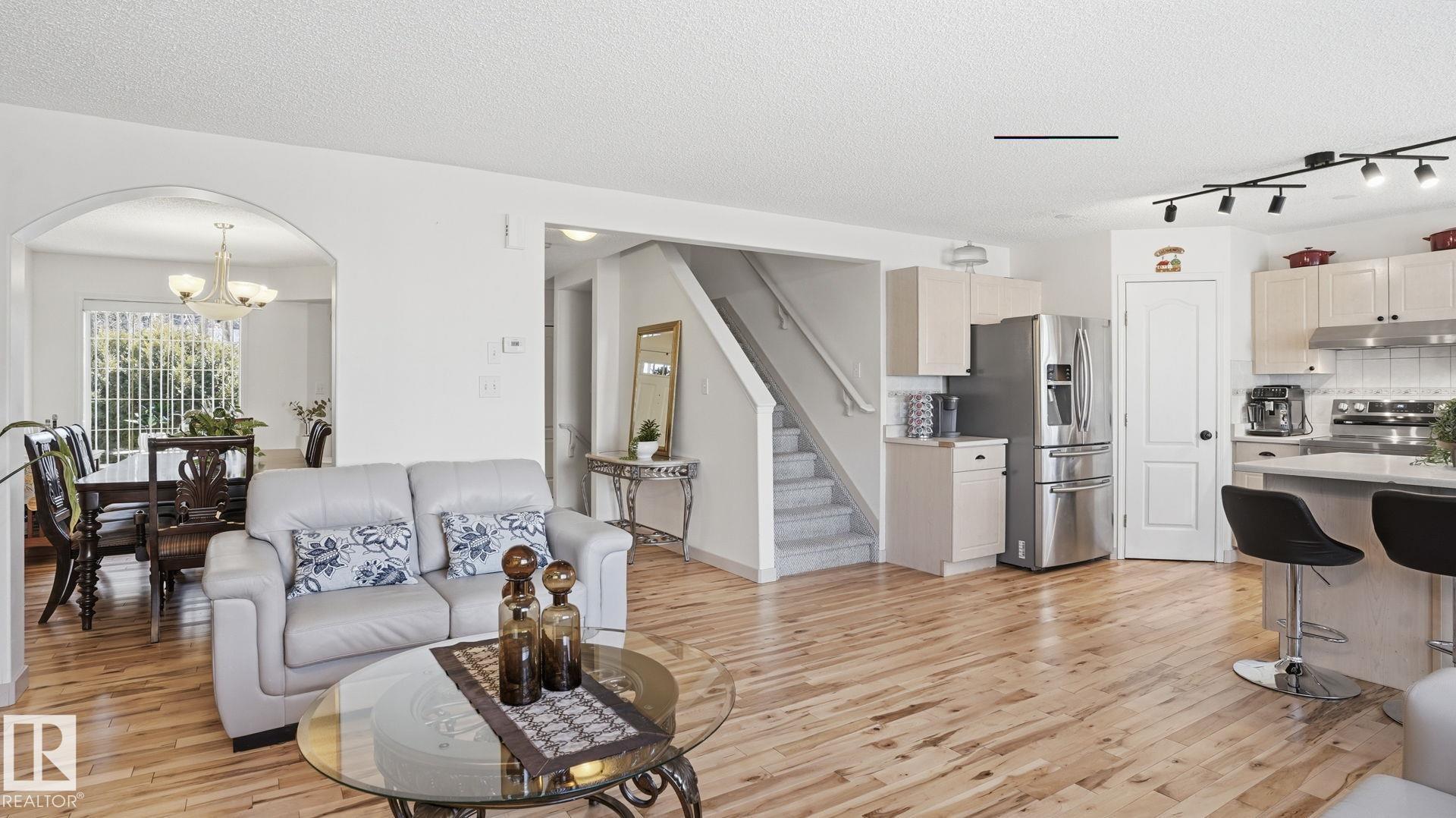 Photo 6 at 1310 Barnes Close SW, Blackmud Creek, Edmonton