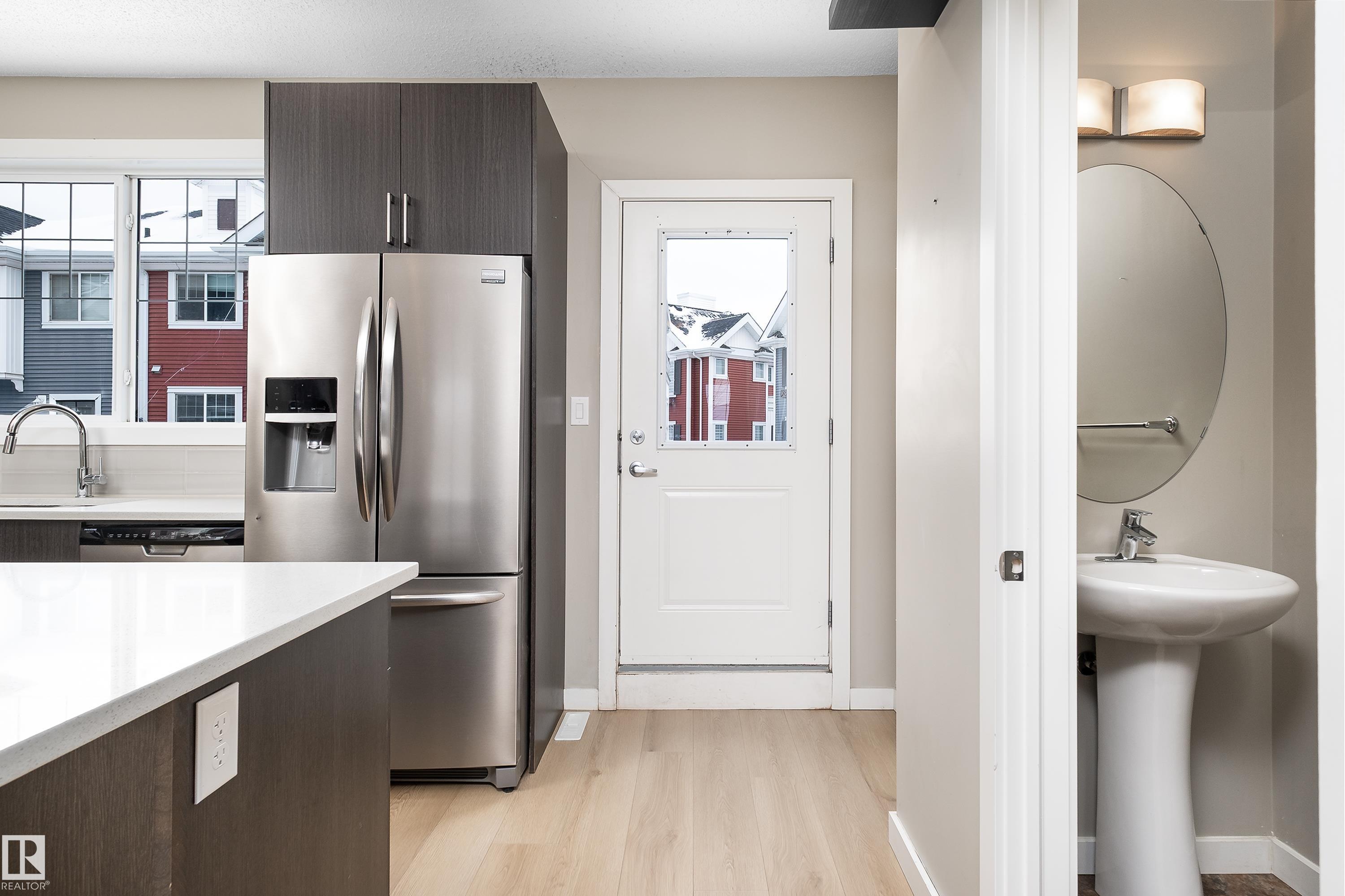 Photo 8 at 39 - 2803 James Mowatt Trail SW, Callaghan, Edmonton