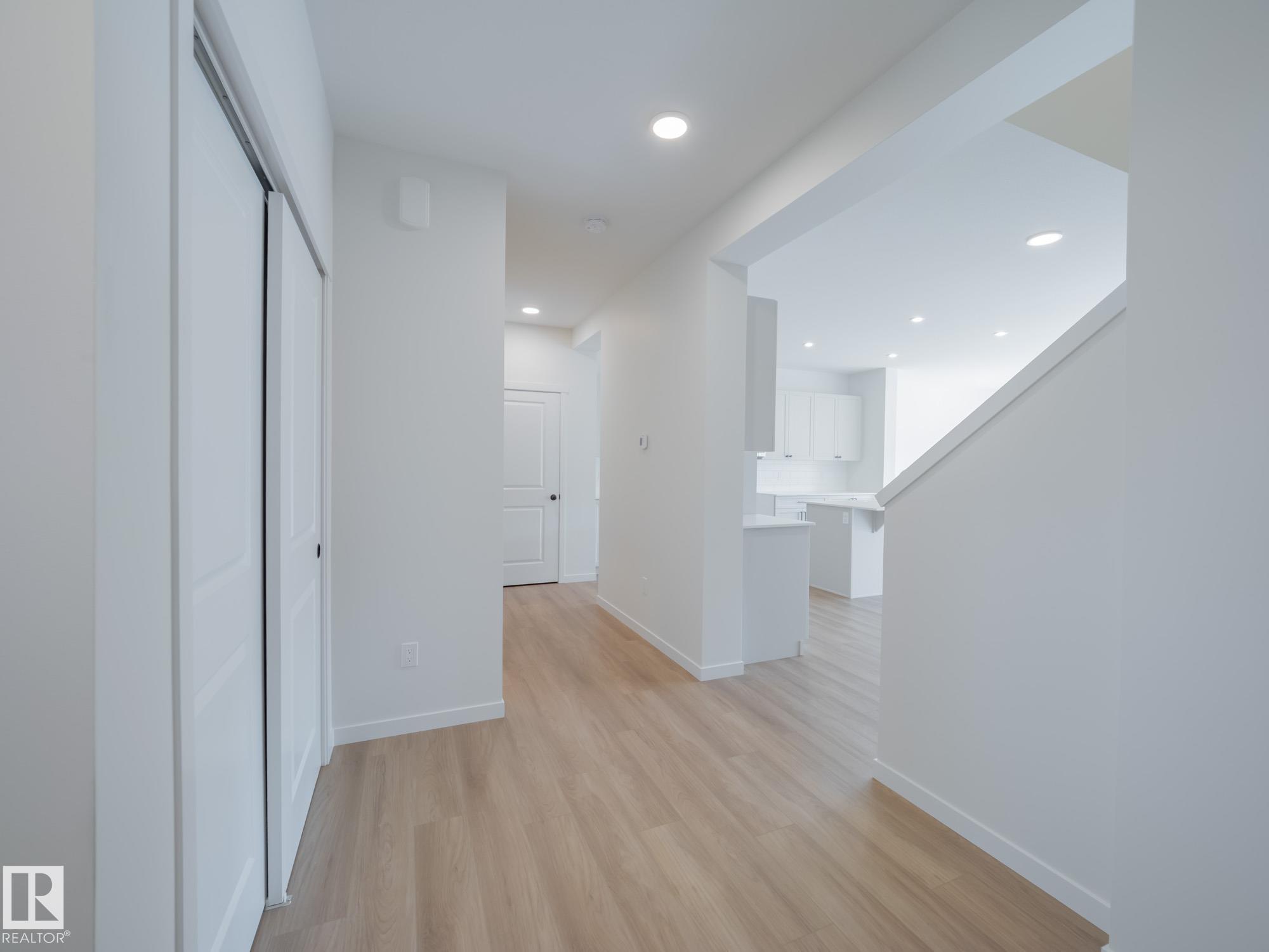 Photo 8 at 2503 211 Street NW, The Uplands, Edmonton