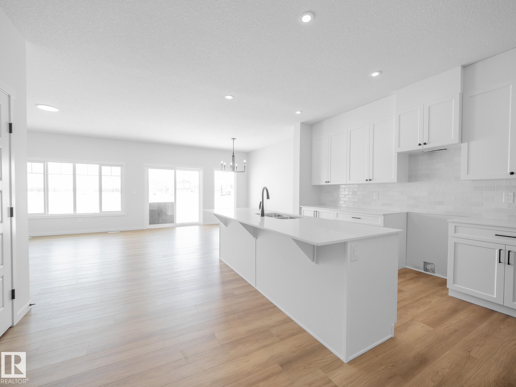 927 18 Avenue NW, Aster, Edmonton