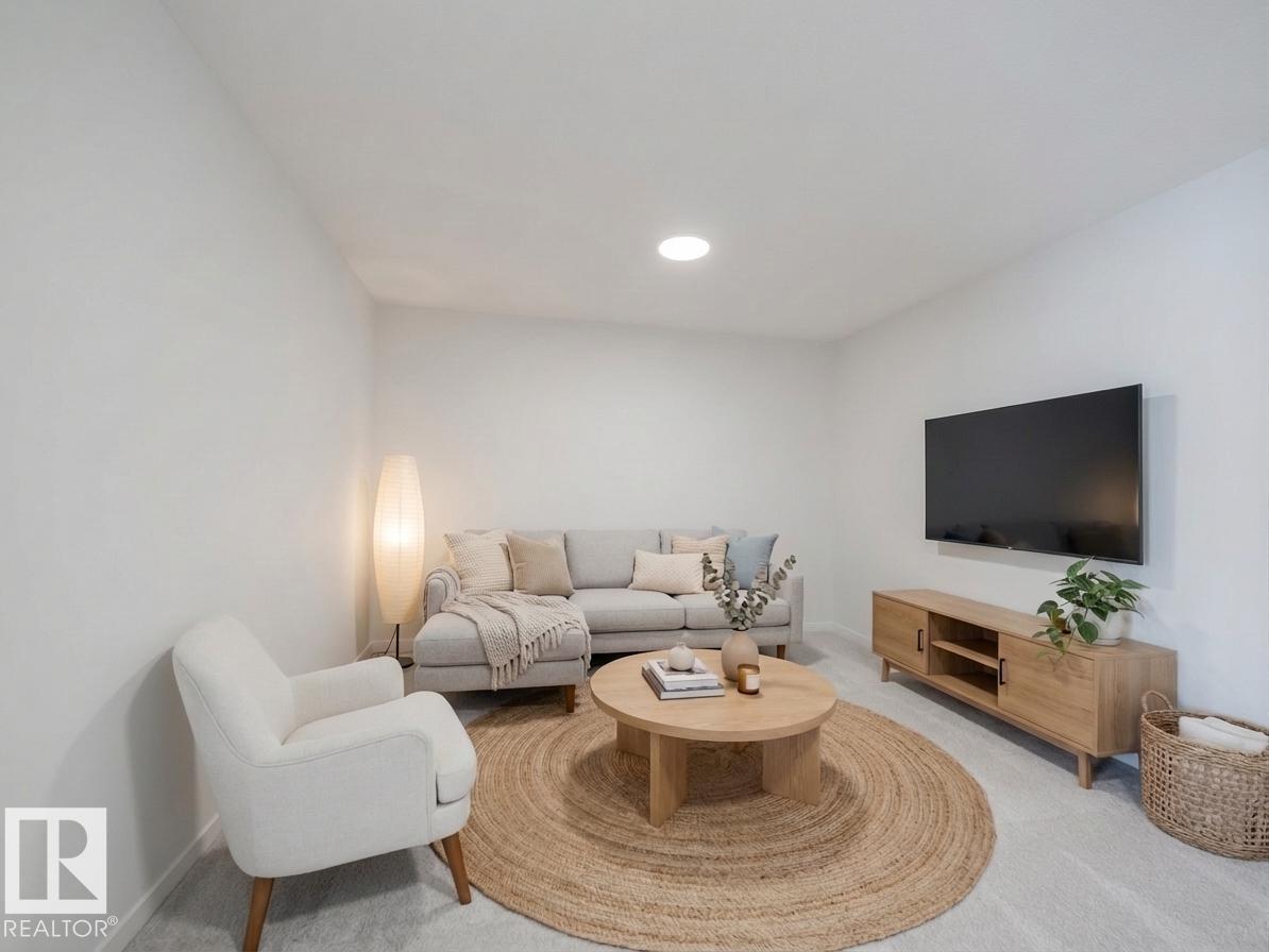 Photo 25 at 927 18 Avenue NW, Aster, Edmonton