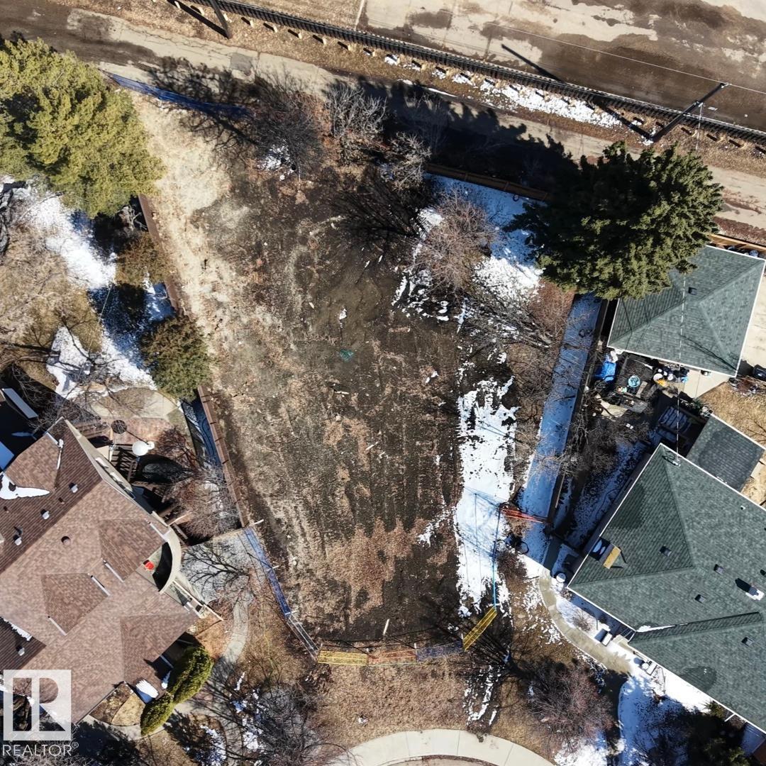 8504 85 Avenue NW, Bonnie Doon, Edmonton