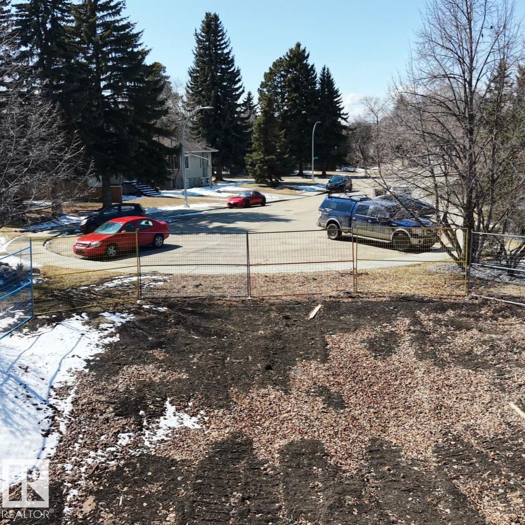 Photo 7 at 8504 85 Avenue NW, Bonnie Doon, Edmonton