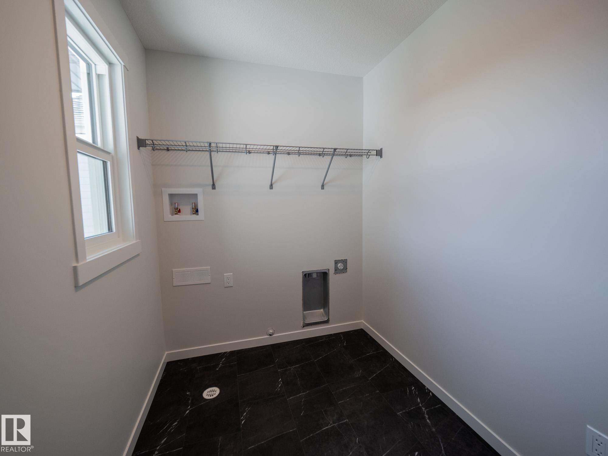 Photo 28 at 947 18 Avenue NW, Aster, Edmonton