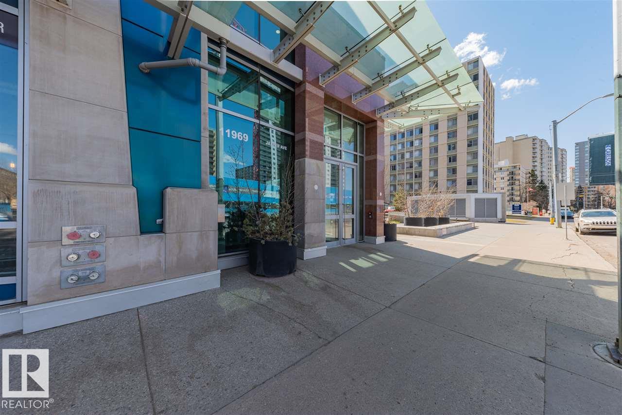 401 - 11969 Jasper Avenue NW, Wîhkwêntôwin, Edmonton