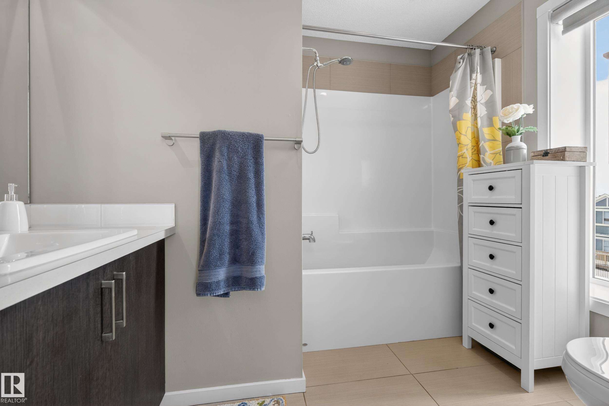 Photo 18 at 32 - 1075 Rosenthal Boulevard NW, Rosenthal, Edmonton