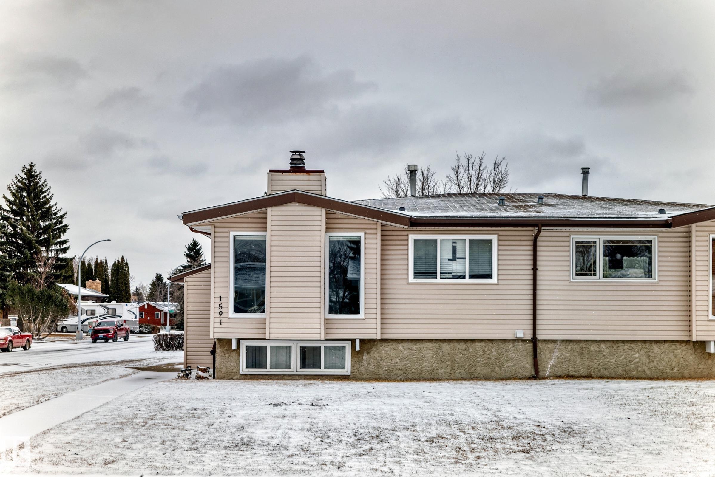 1591 Knottwood Road N NW, Ekota, Edmonton