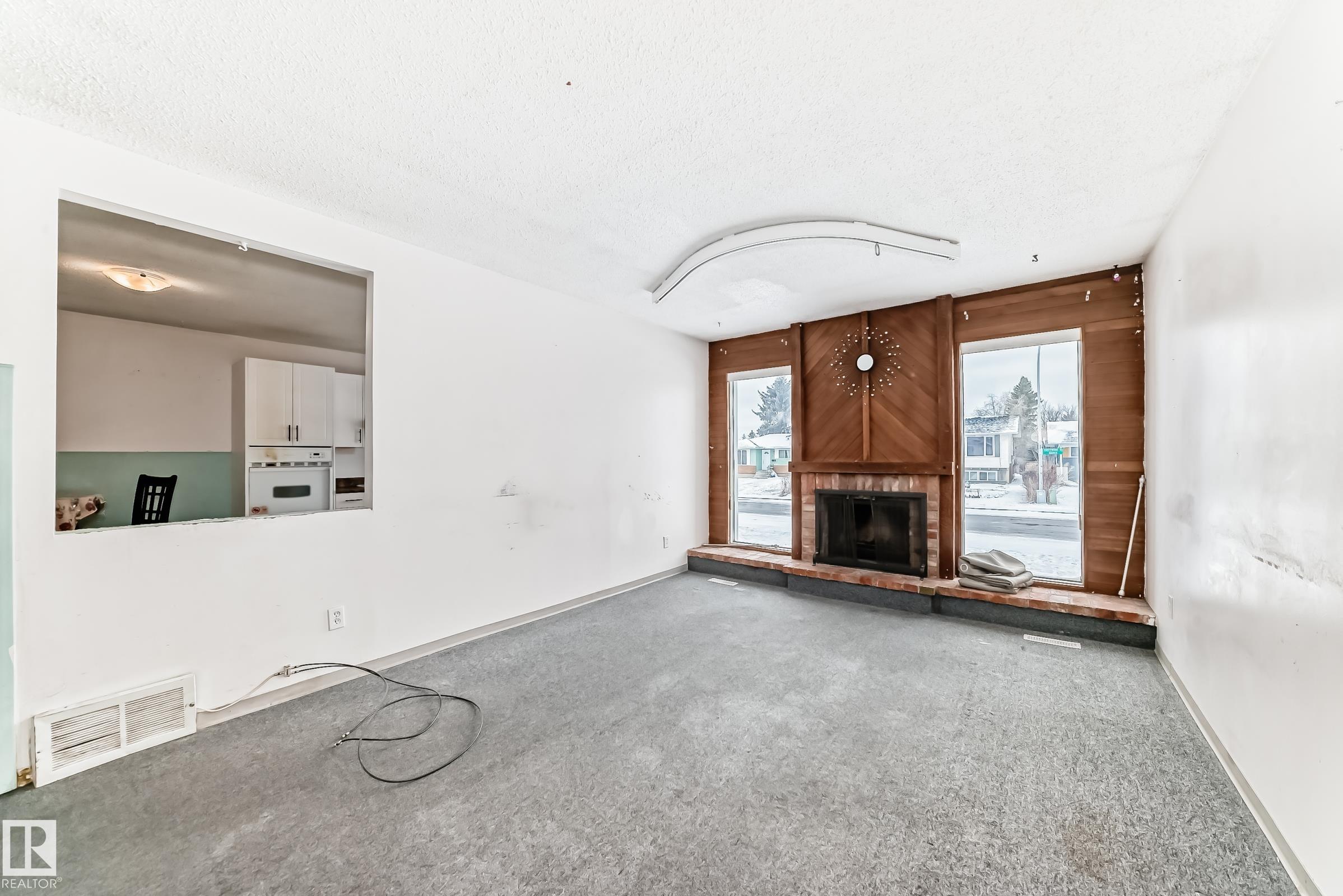 Photo 14 at 1591 Knottwood Road N NW, Ekota, Edmonton